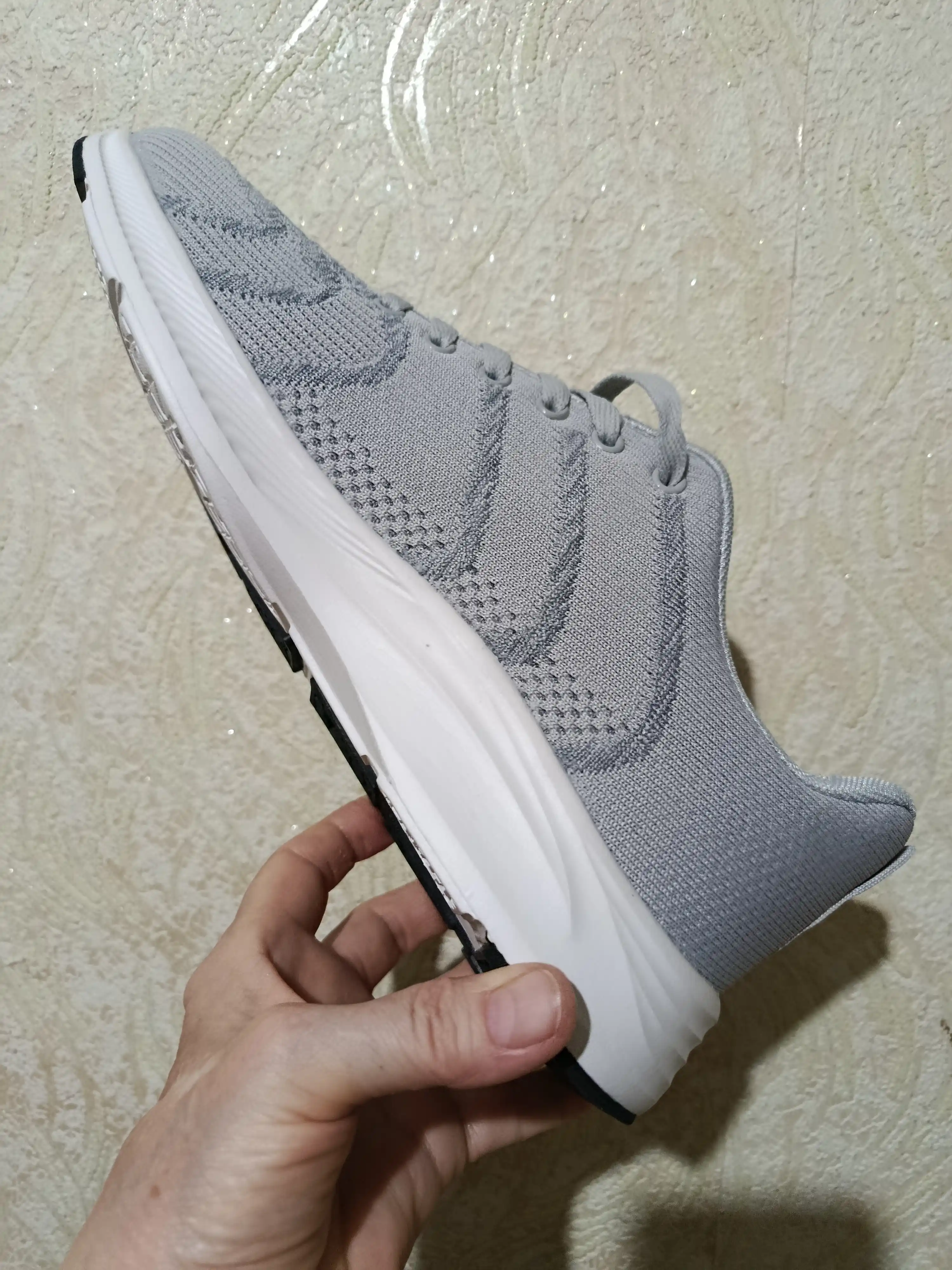 Sport krossovkalari, katta o‘lchamli, ulkan, kuzgi, 45-46-47-48, kichik o‘lchamli
