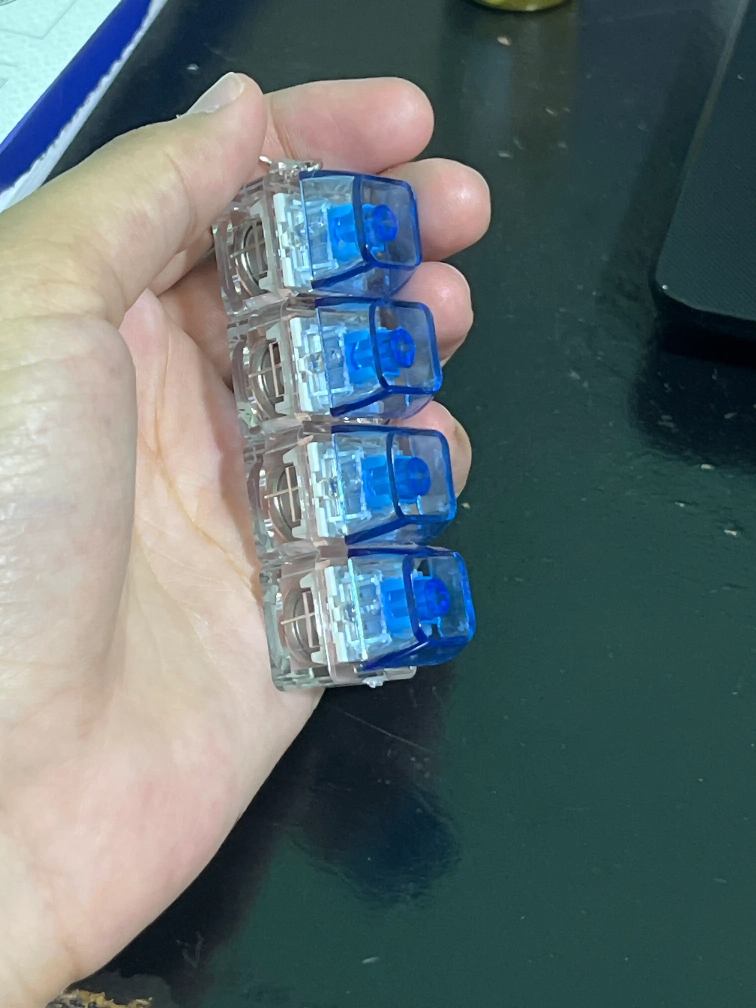 Антистресс брелок клавиатура RGB, механический кликер