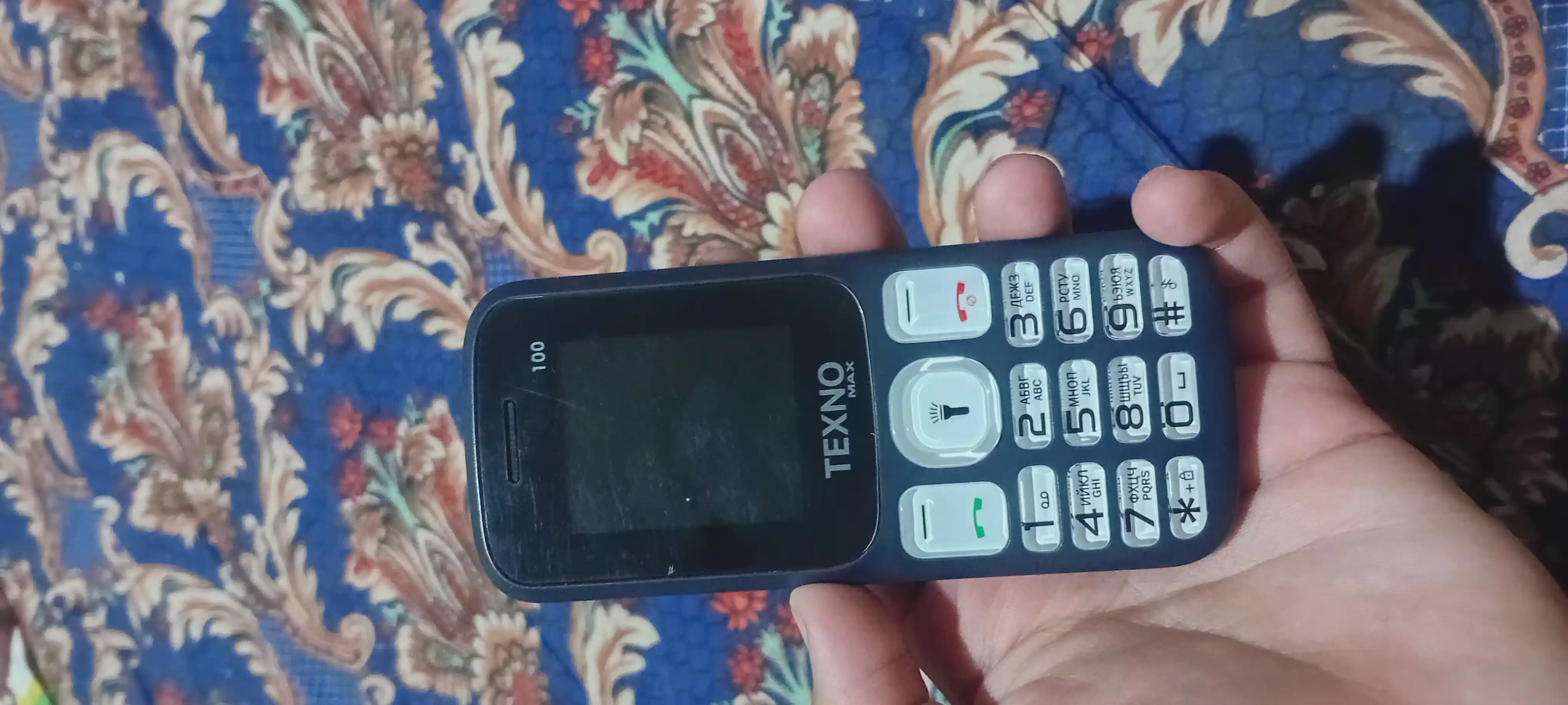 Knopkali Telefon Texnomax 100 Protsessor SPD 6533, 2 sim karta, FM radio, MP3, Ovoz yozish