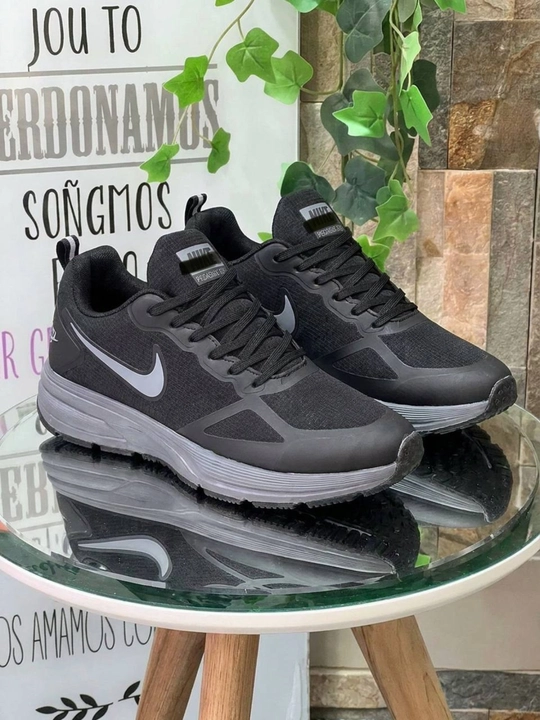 Кроссовки Nike Air для мужчин и женщин