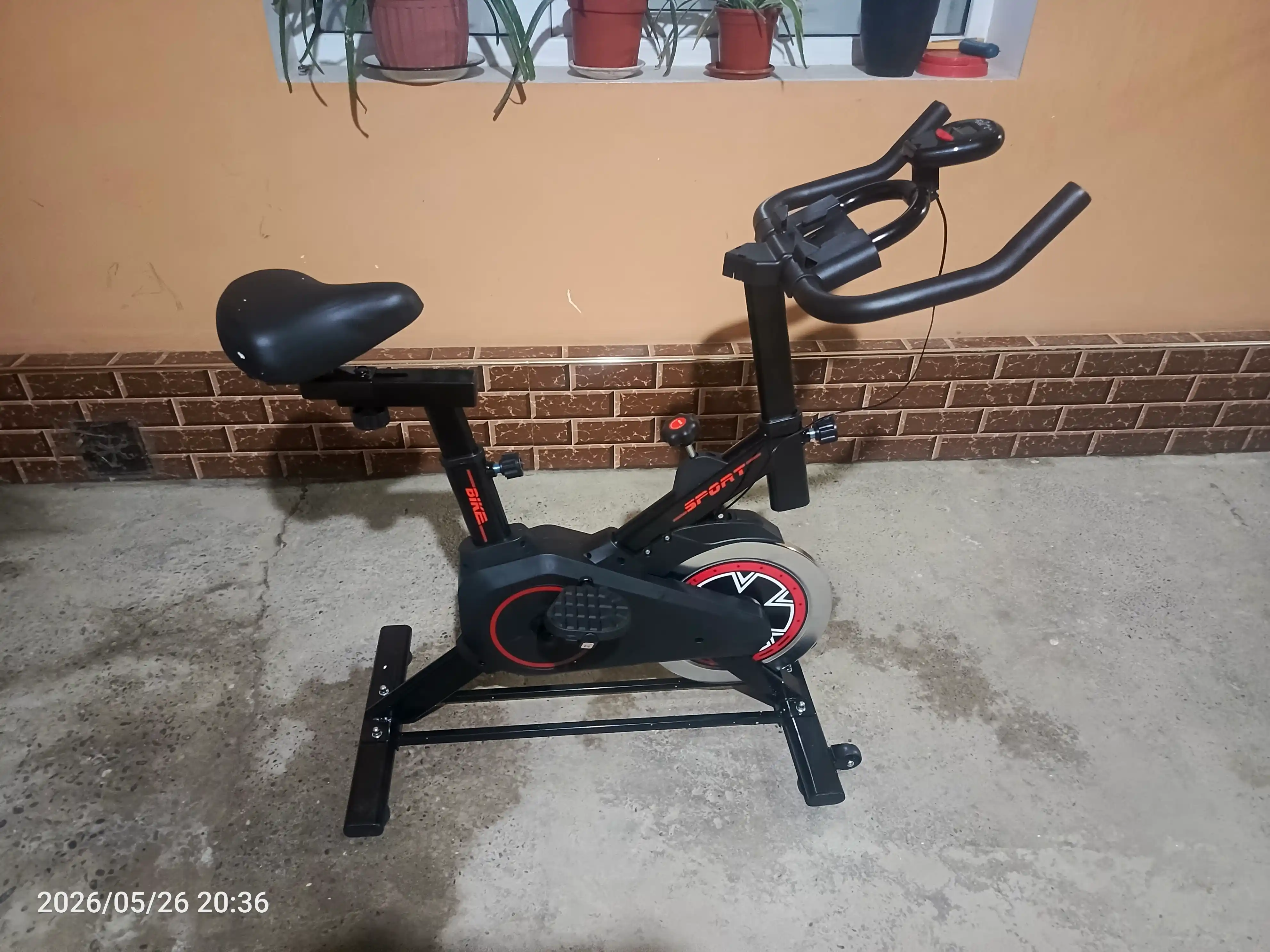 Velotrenajyor, uyda sport bilan shug‘ullanish uchun