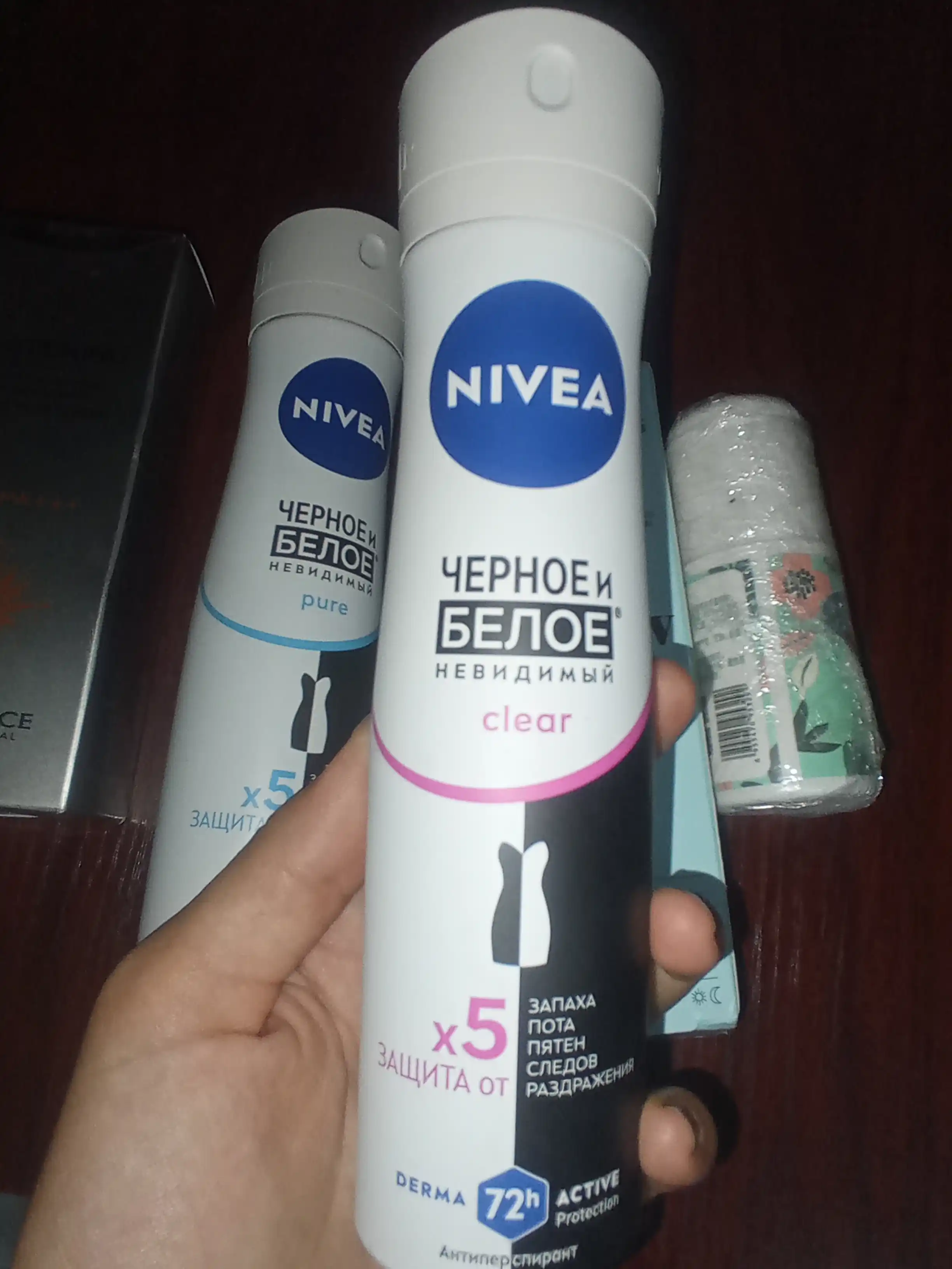 Дезодорант-спрей для женщин Nivea Clear, невидимый для черного и белого, 150 мл