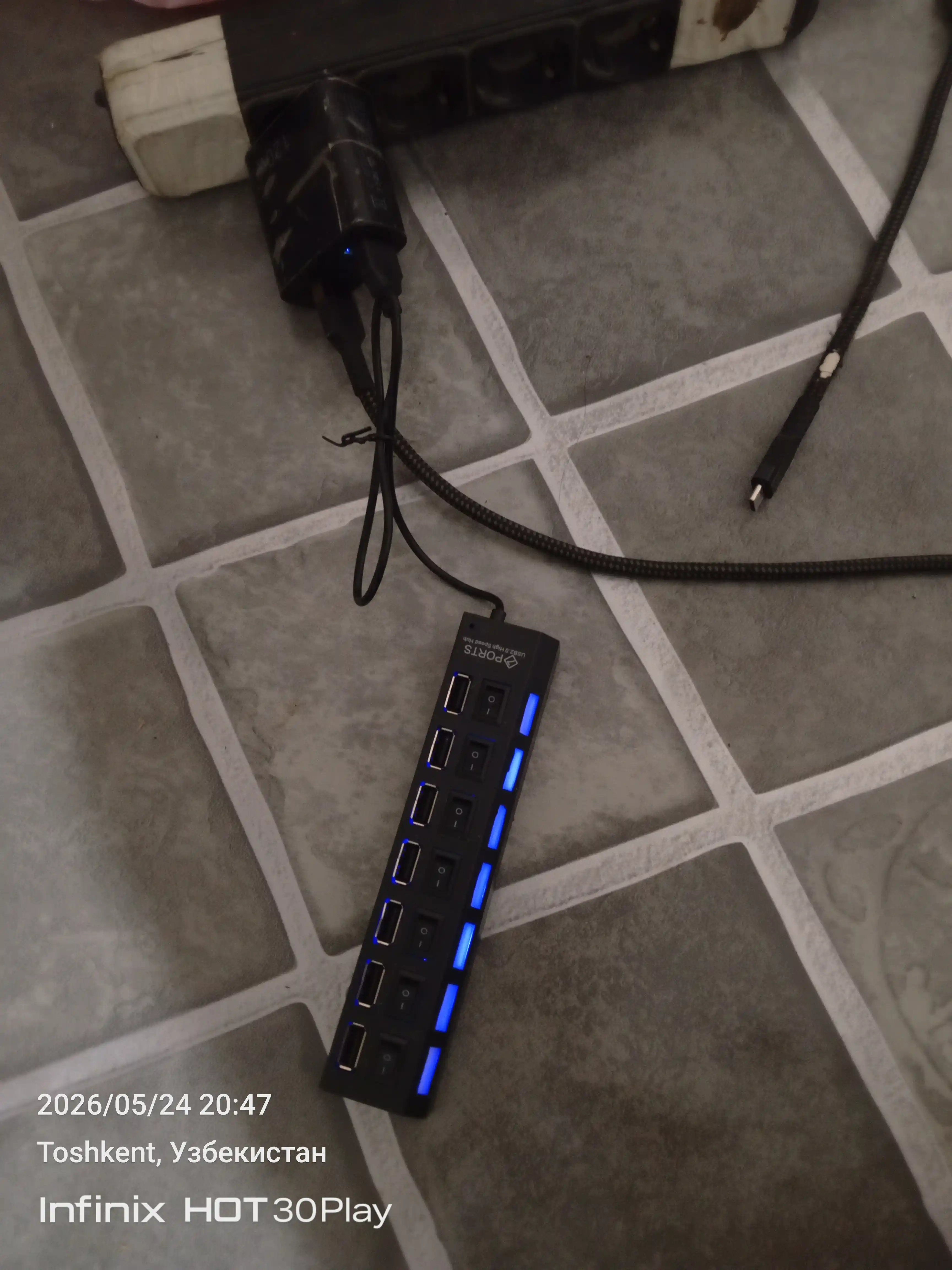 USB-КОНЦЕНТРАТОР. Разъем с 7 портами USB - быстрый, удобный и легкий концентратор 480 МБ/с