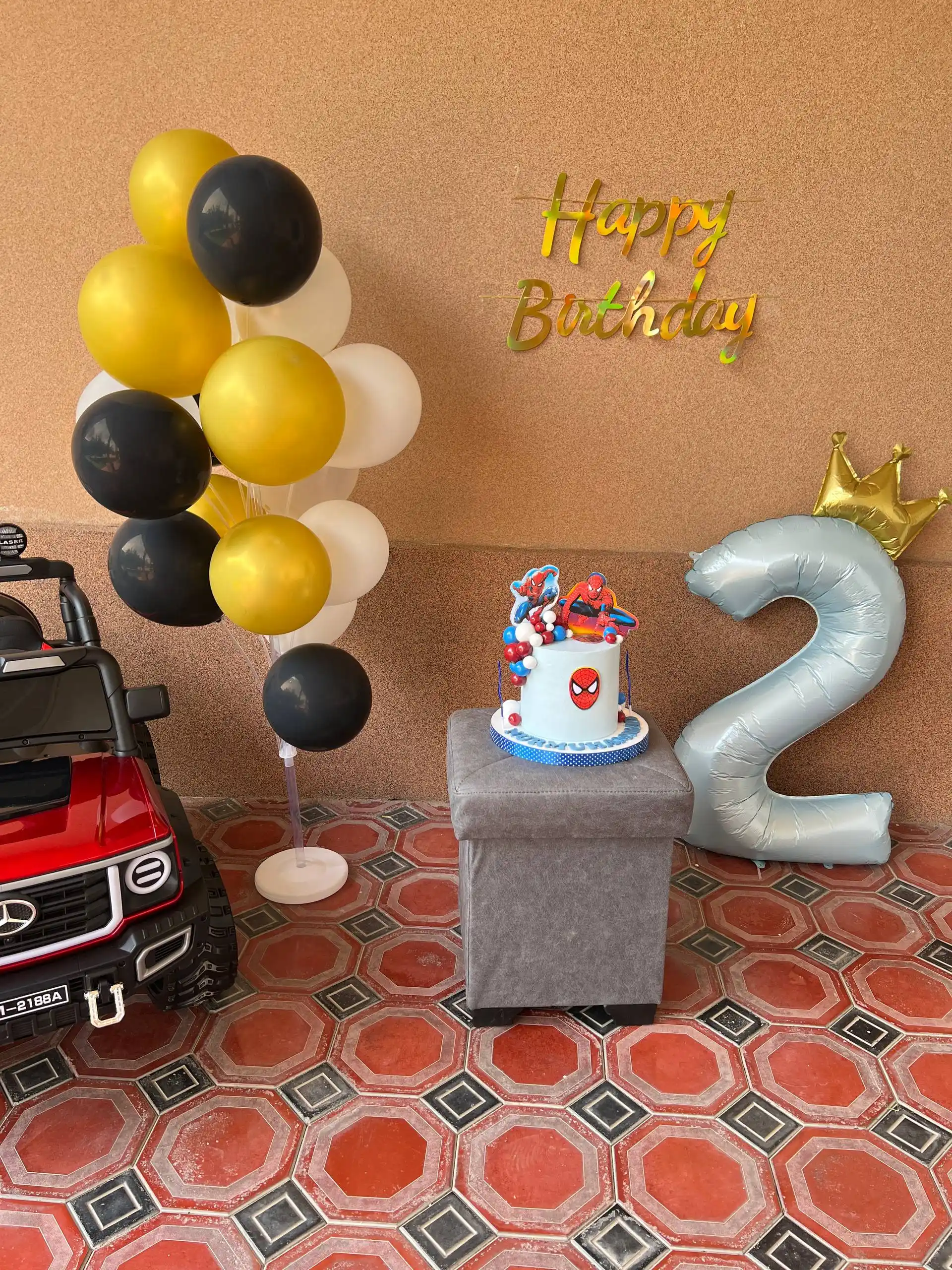 Венок Happy Birthday, 2 метра
