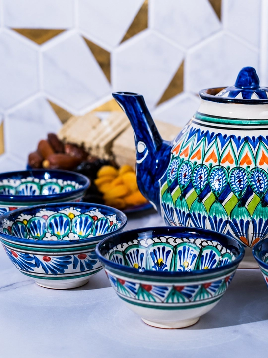 Rishton kulolchilik uslubidagi premium choy servizi