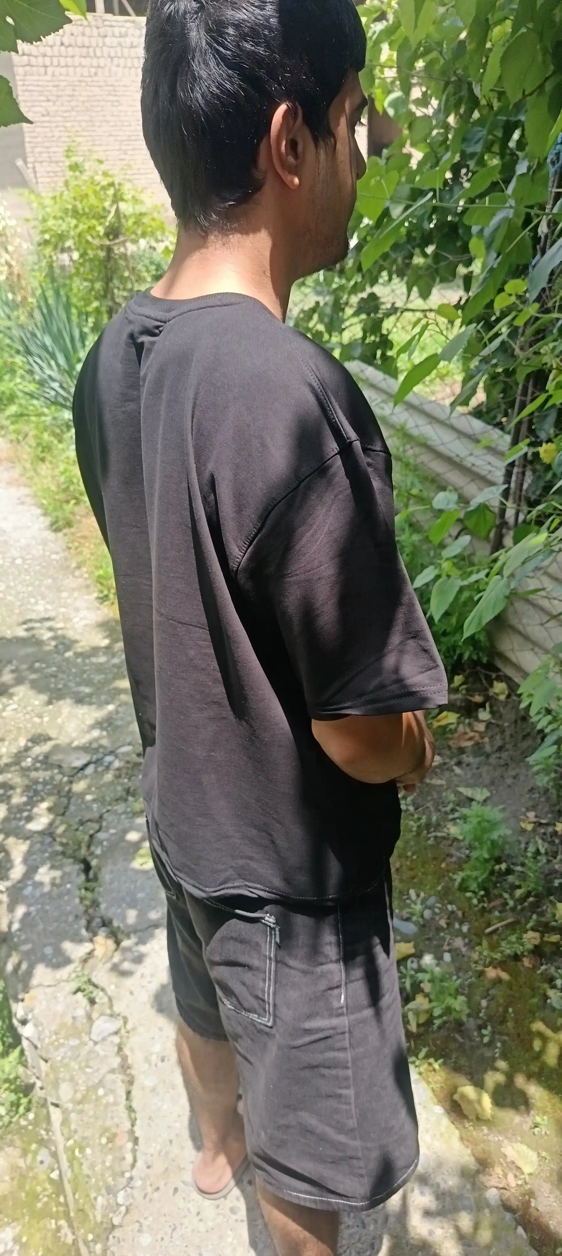 Erkaklar uchun futbolka, oversize futbolka