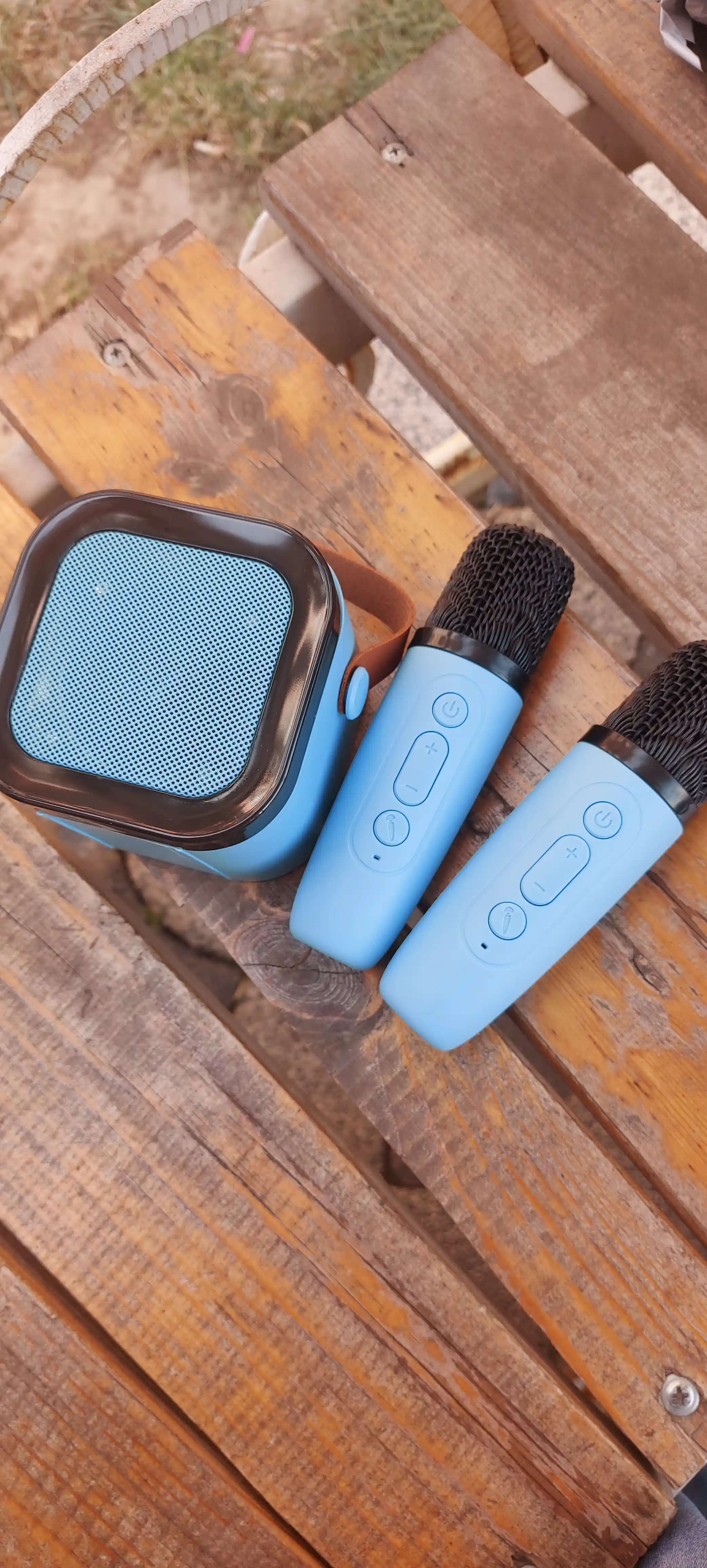 Musiqiy portativ karaoke kolonka, mini karaoke, Bluetooth, 2 simsiz mikrofon