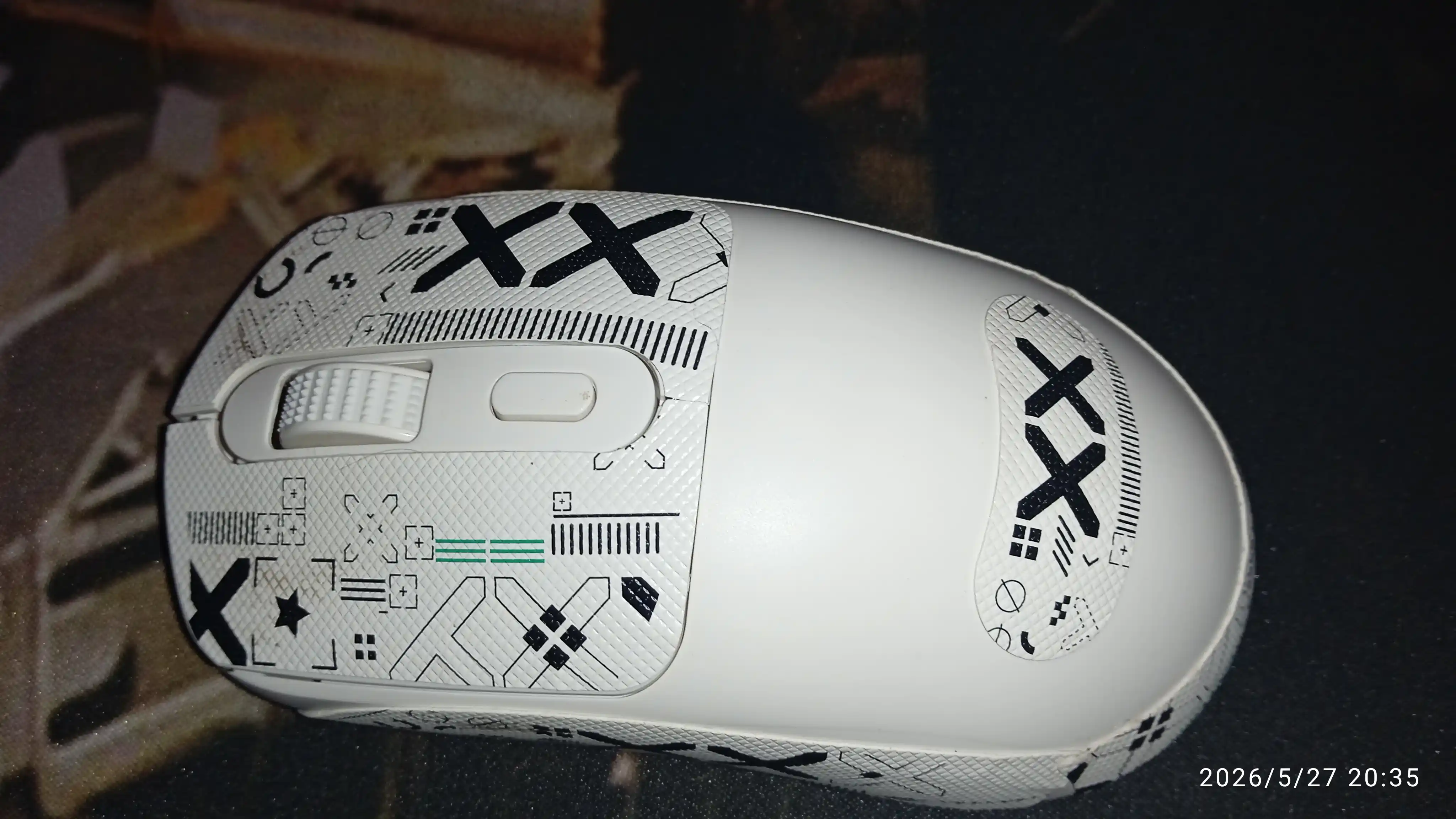 T-Wolf X8 simsiz o‘yin sichqonchasi Bluetooth, jim bosish va 4800 DPI bilan