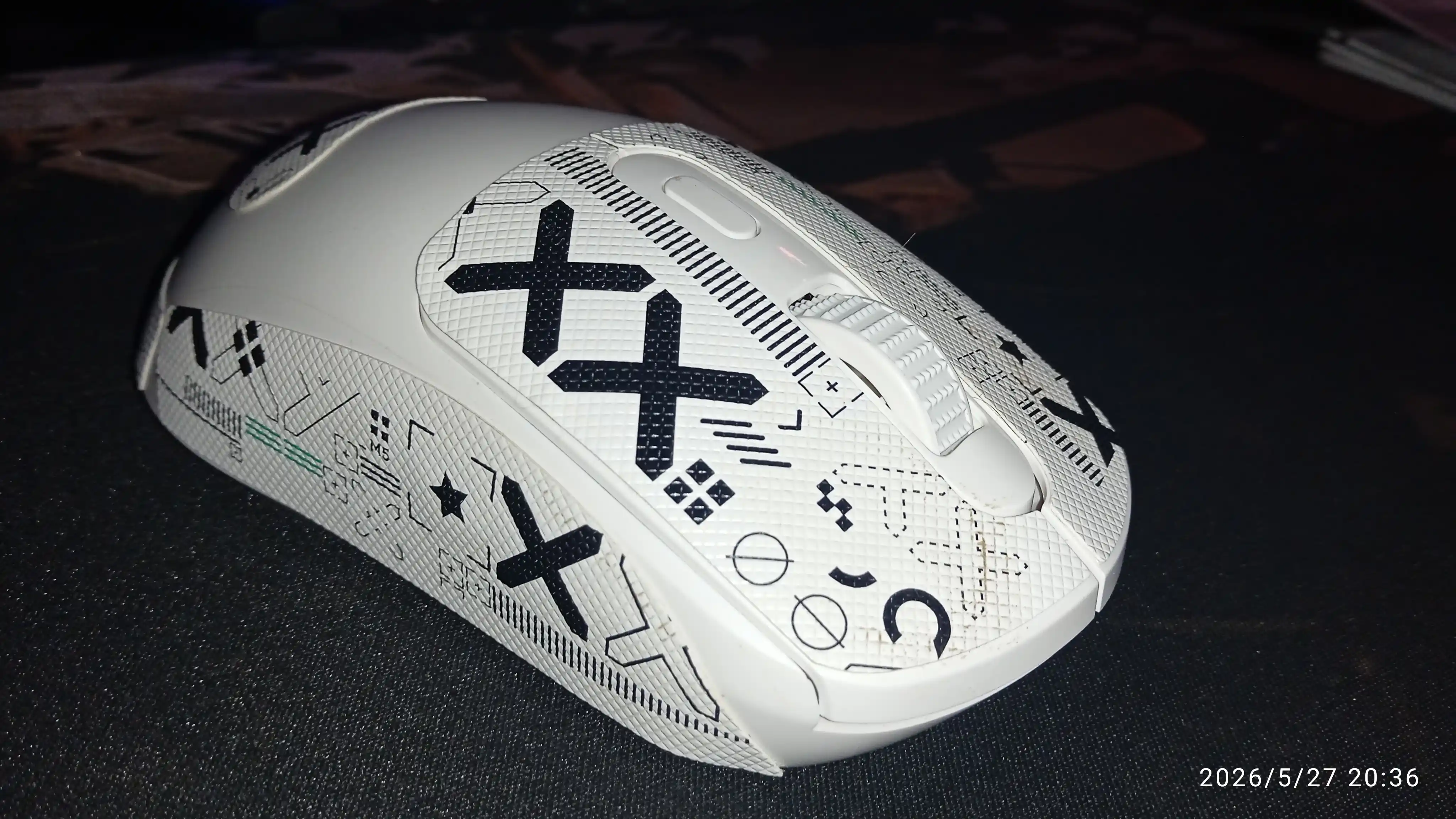 T-Wolf X8 simsiz o‘yin sichqonchasi Bluetooth, jim bosish va 4800 DPI bilan