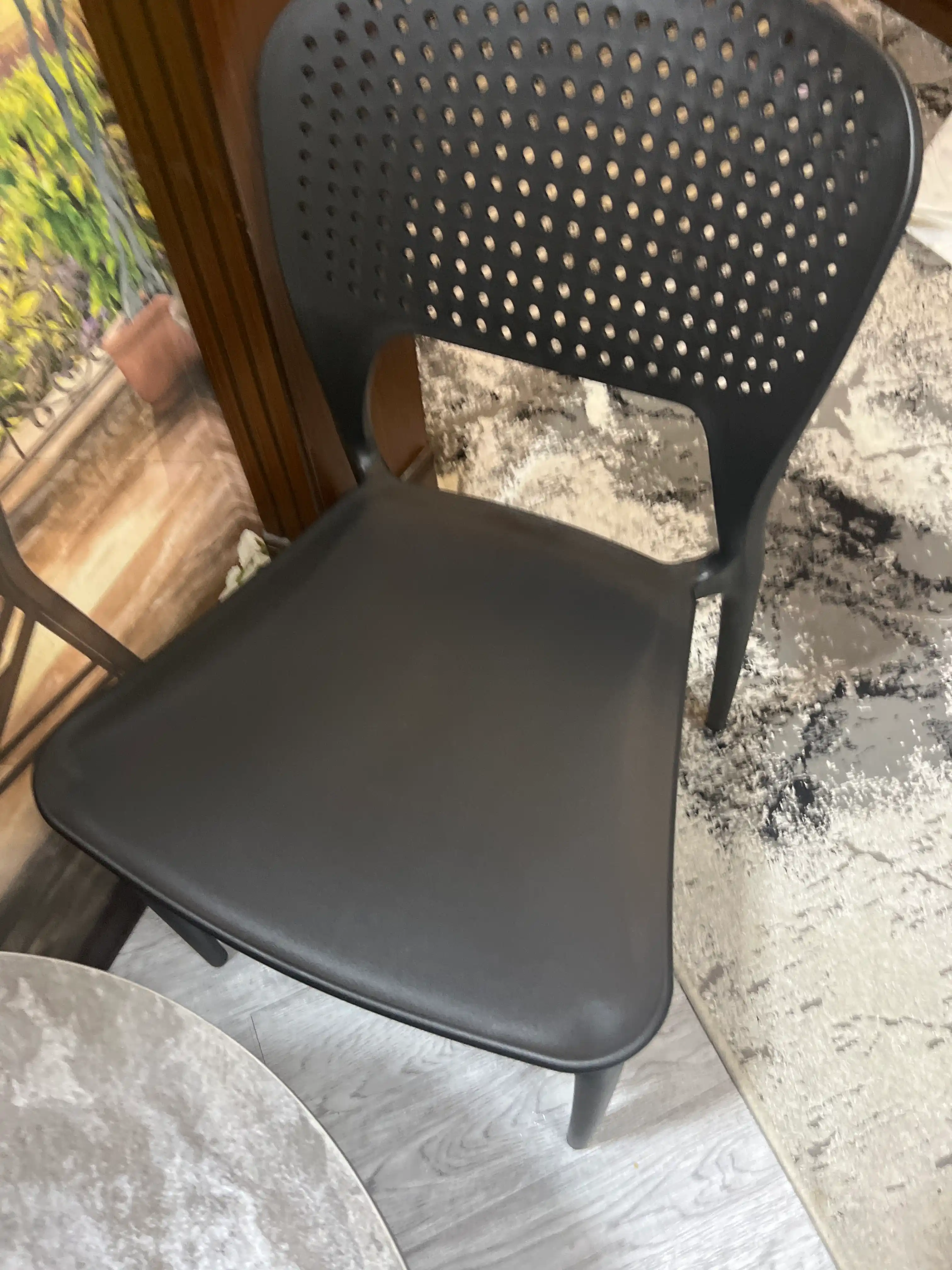 Frumos Dallas stuli 300 kg gacha, namlikka chidamli, yig'iluvchi - kuchaytirilgan plastik