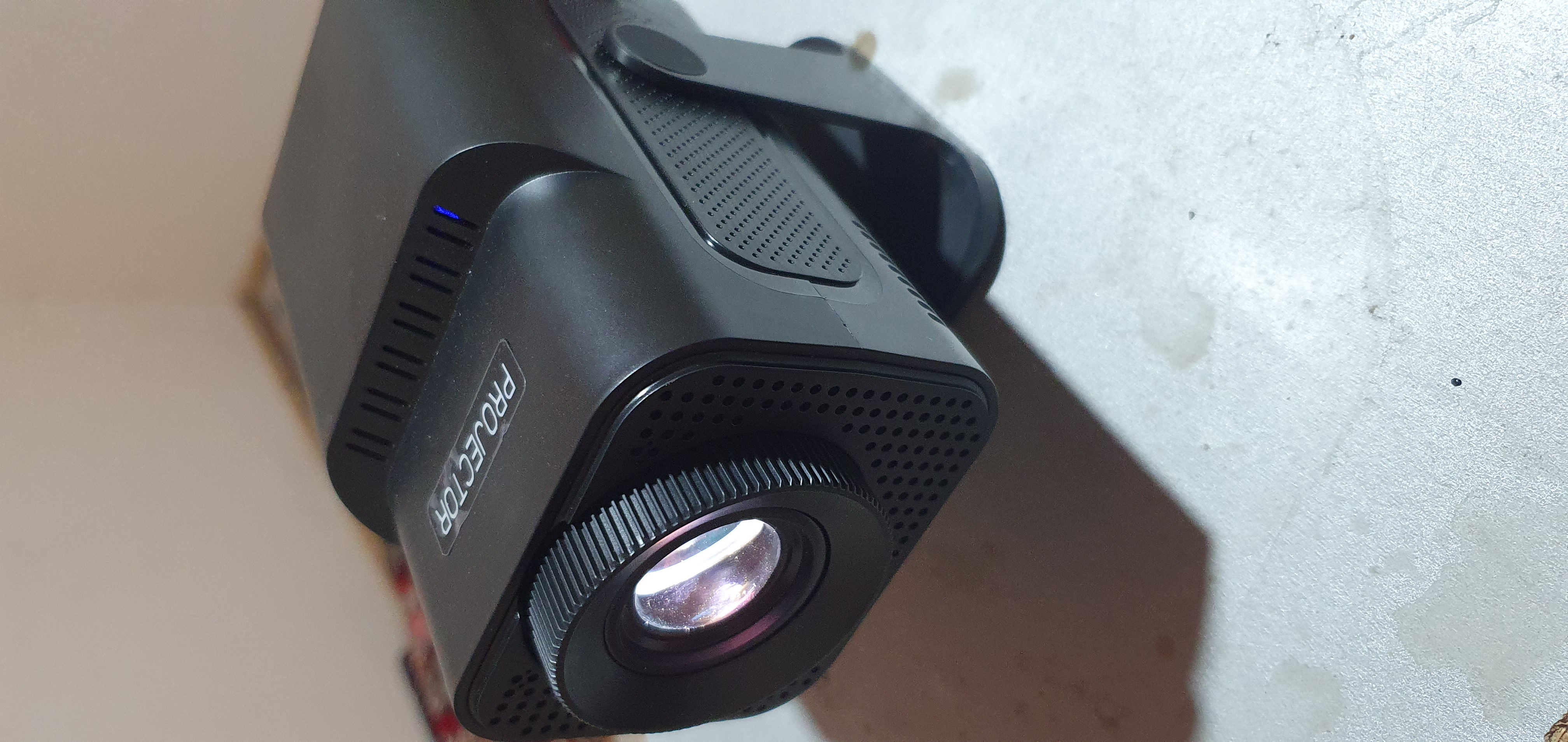 Smart HY320 mini proyektor, Wi-Fi, Android 11, uy va kino uchun portativ proyektor