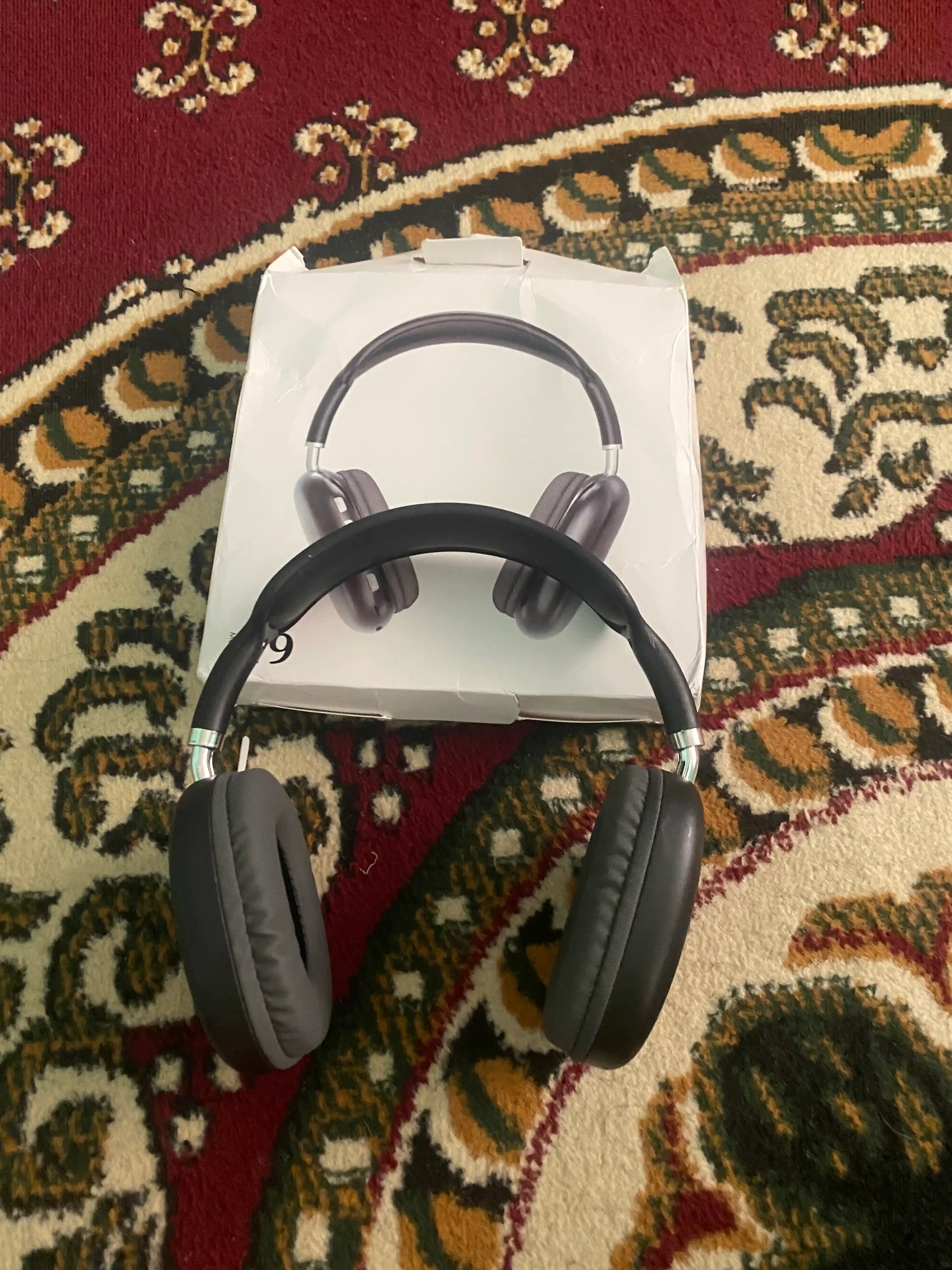 Simsiz Bluetooth quloqchinlar P9, mikrofonli, to'liq o'lchamli