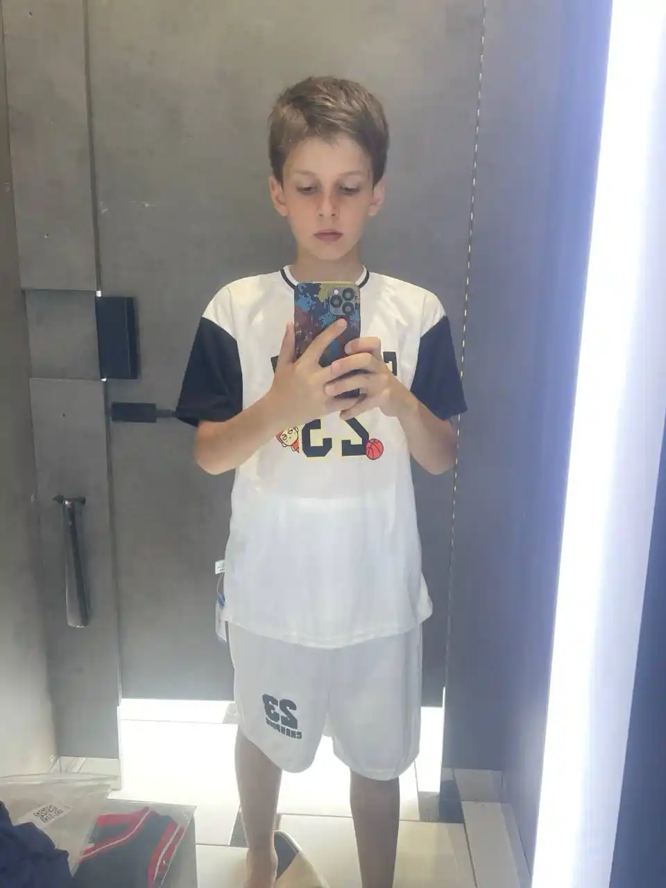 Bolalar uchun yozgi sport kiyimi, futbolka + shortik to‘plami