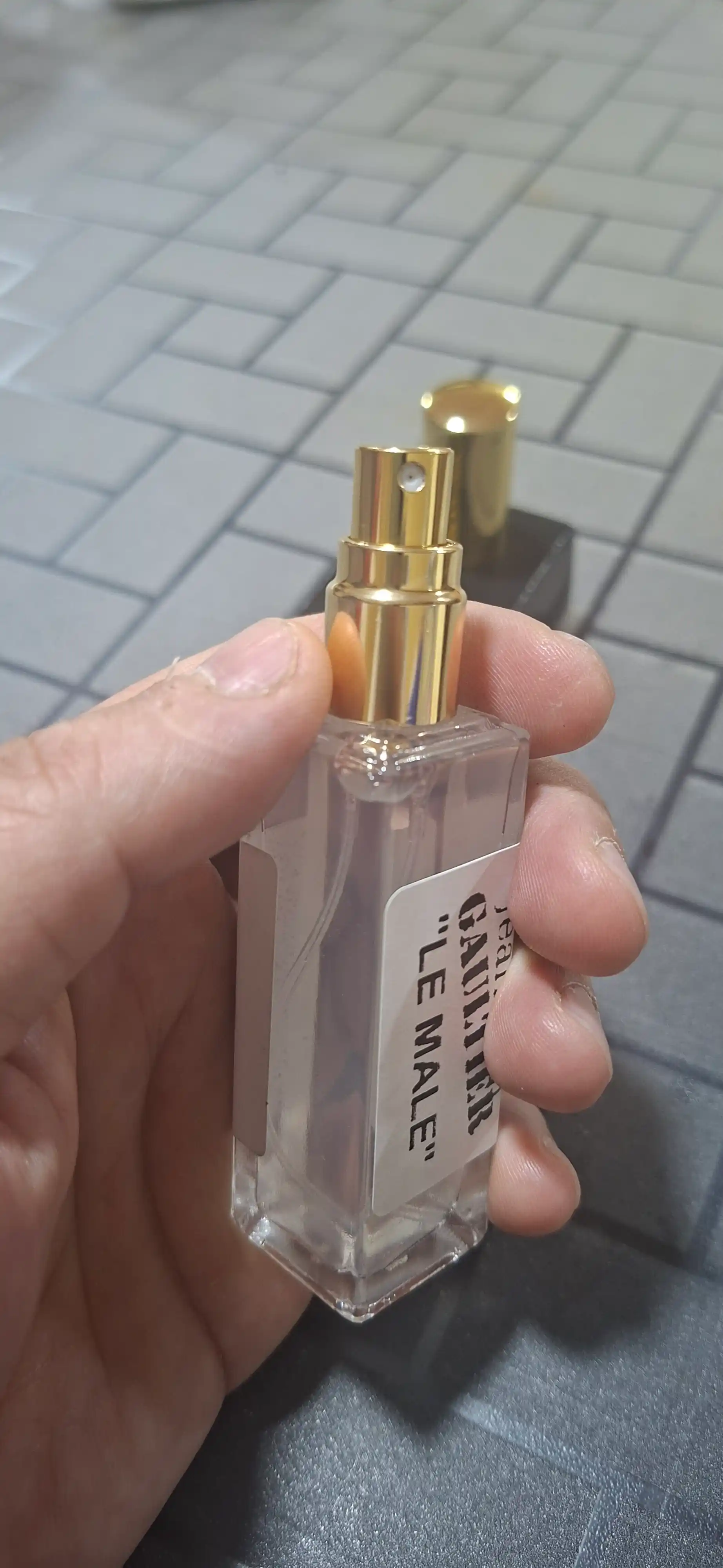 Atir erkaklar uchun Le Male, Jean Paul Gaultier, atirlar, duxi, probnik atirlar