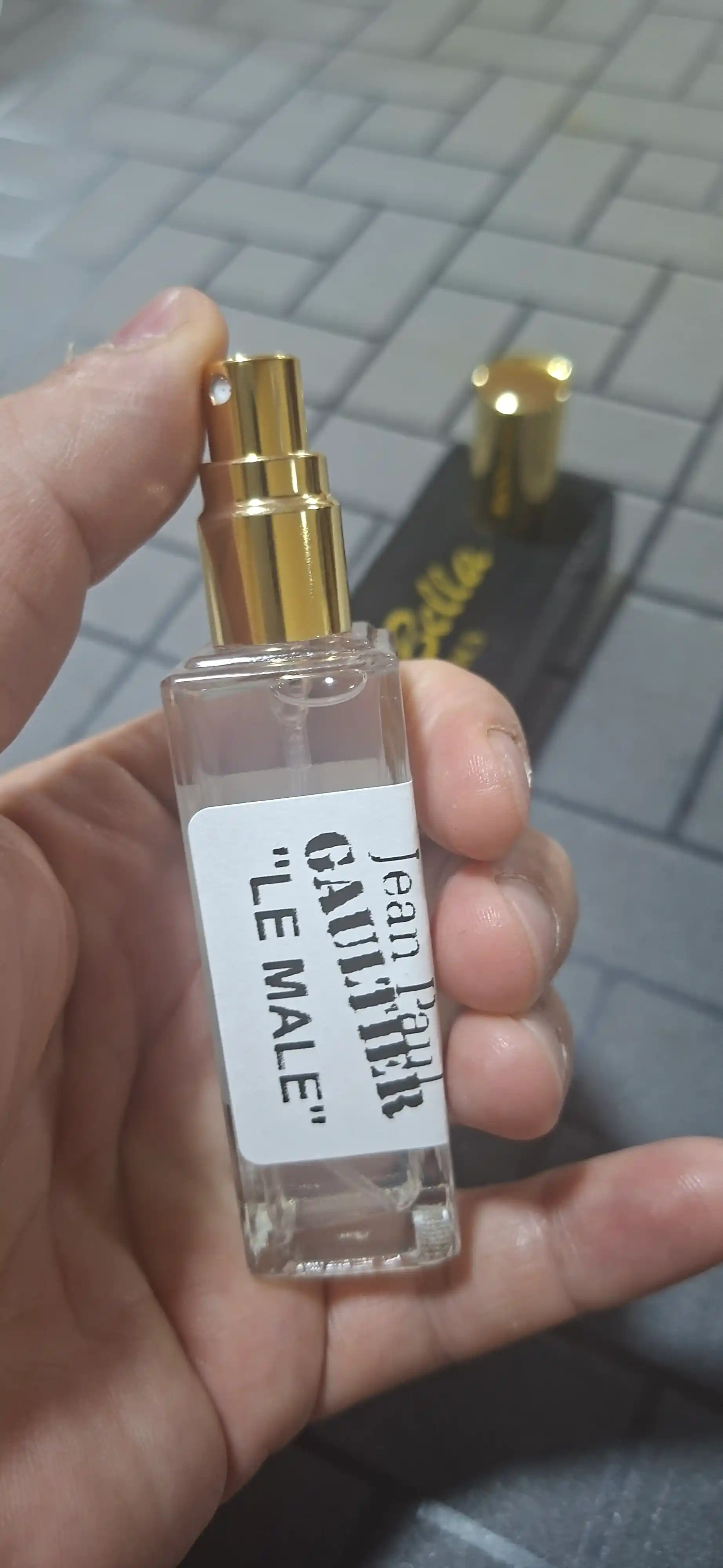Atir erkaklar uchun Le Male, Jean Paul Gaultier, atirlar, duxi, probnik atirlar