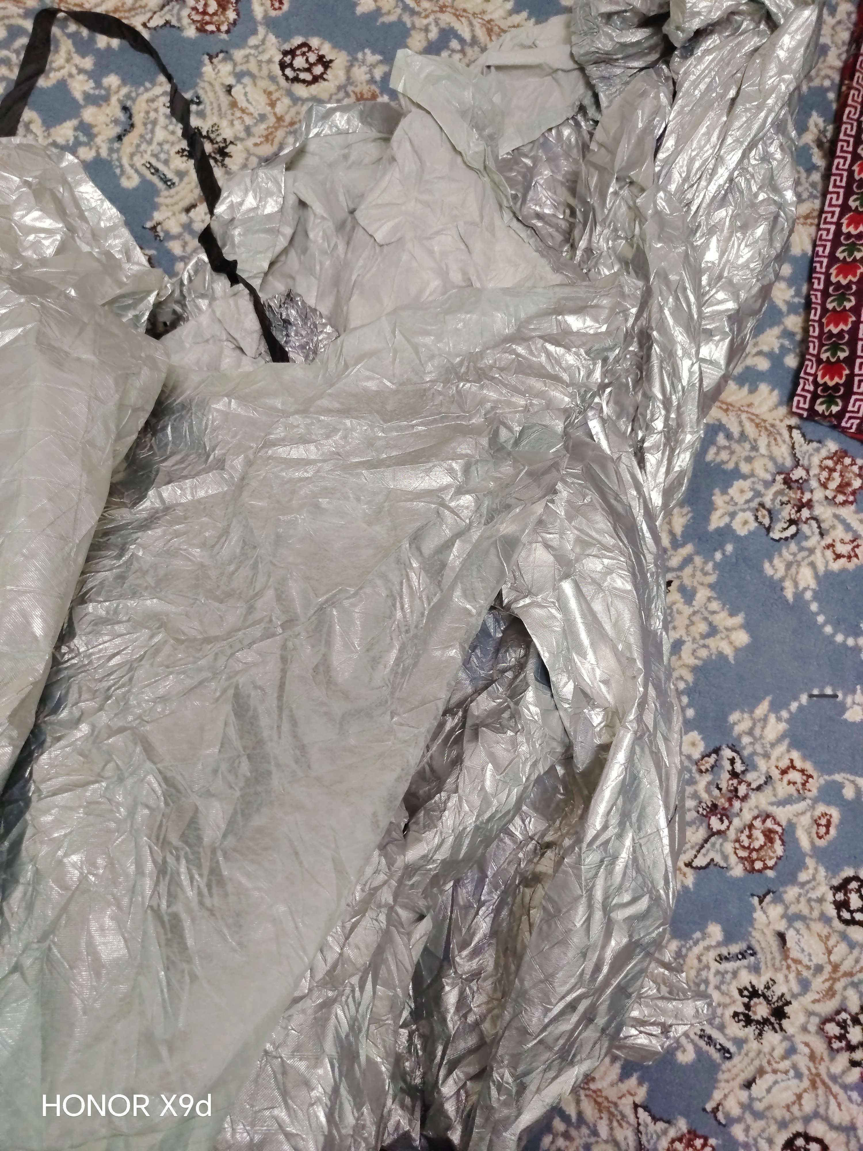AVTOTENT universal barcha fasl uchun mos keladigan, suv oʻtkazmaydigan himoya tent g‘ilofi