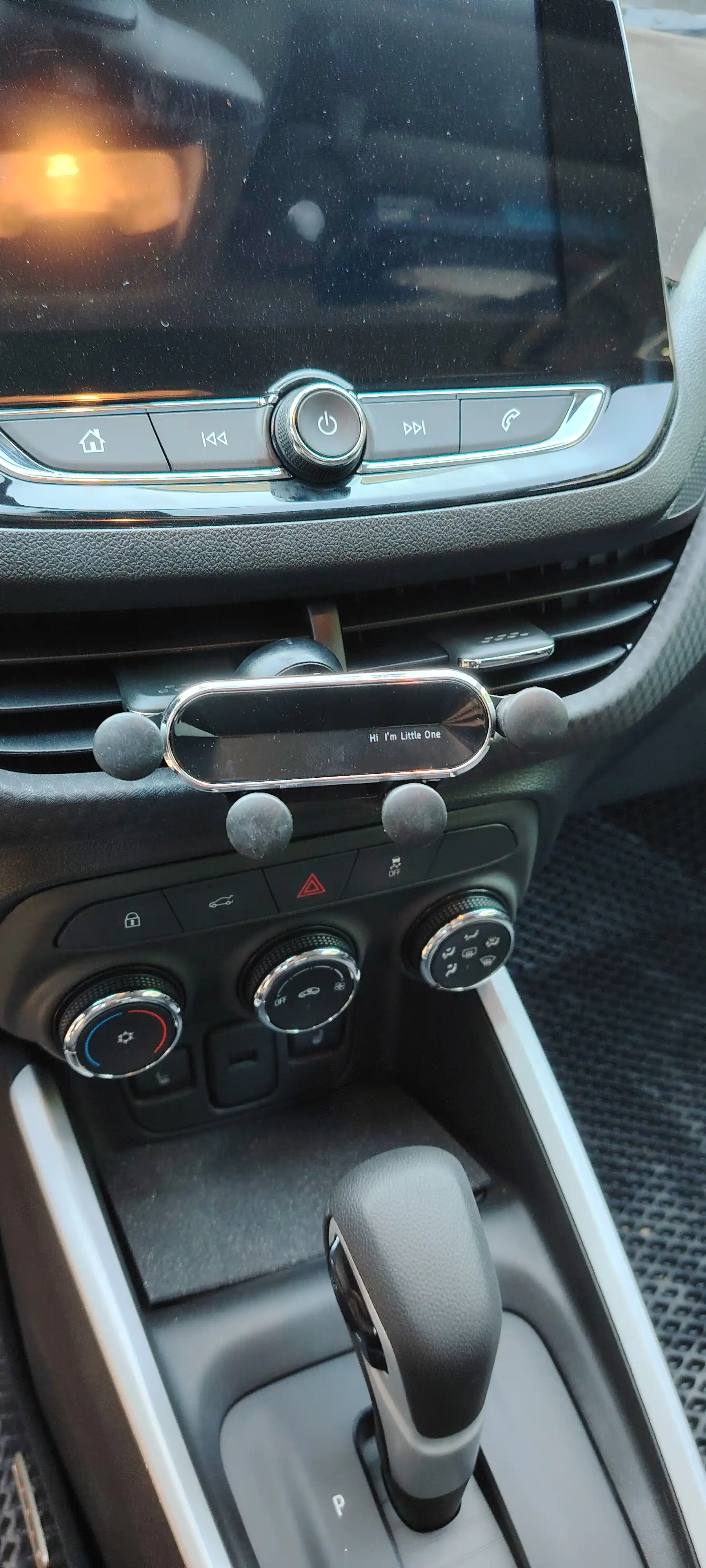 Avtomobil telefon ushlagichi, Car Holder, universal (hamma turdagi mashinalarga mos)