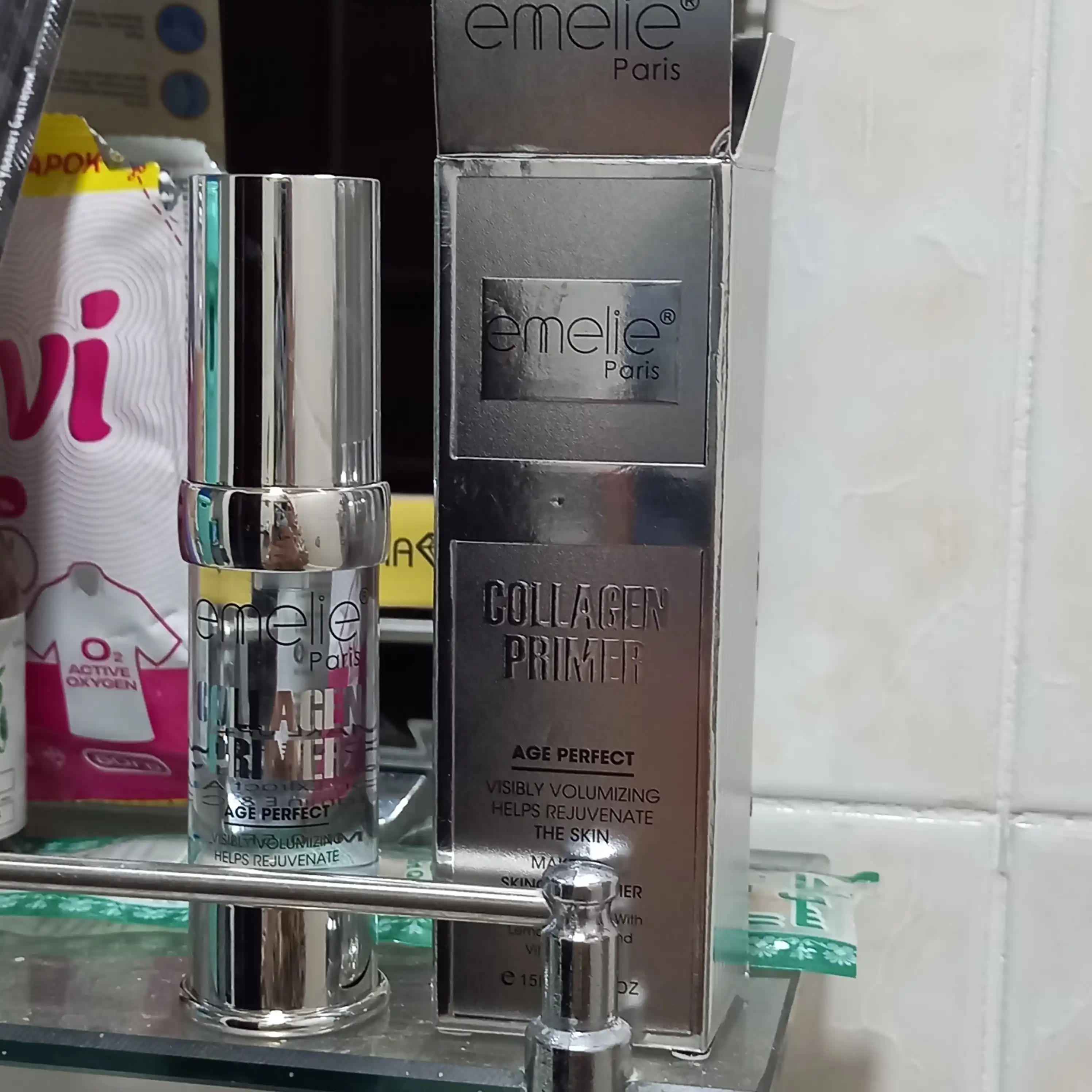 EMELIE 24K GOLD bo'yanish bazasi, yuz bo'yanish bazasi, primer, tonal krem