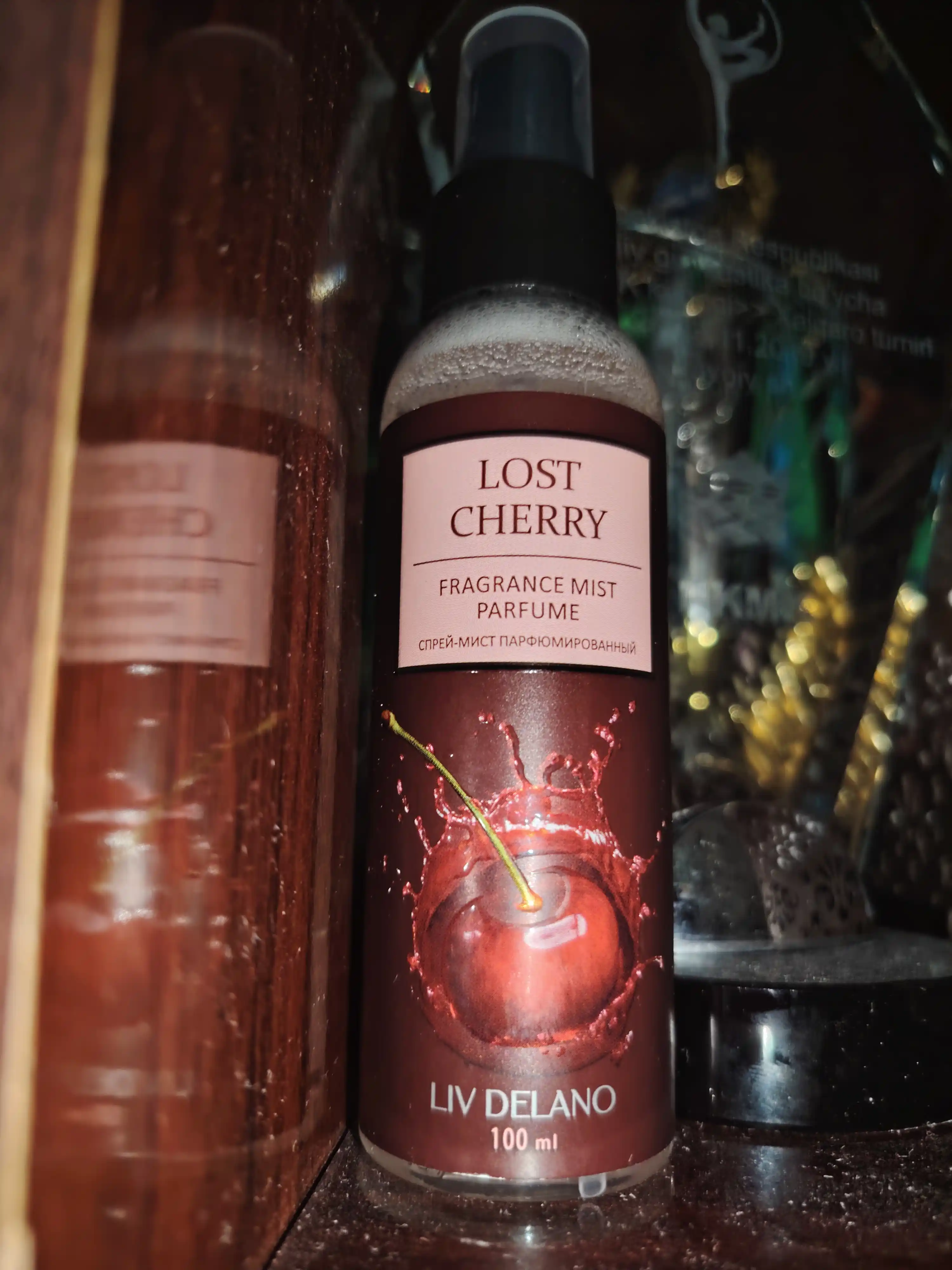Parfyumlangan sprey-mist tana uchun Lost Cherry Liv Delano, ayollar uchun, 100 ml