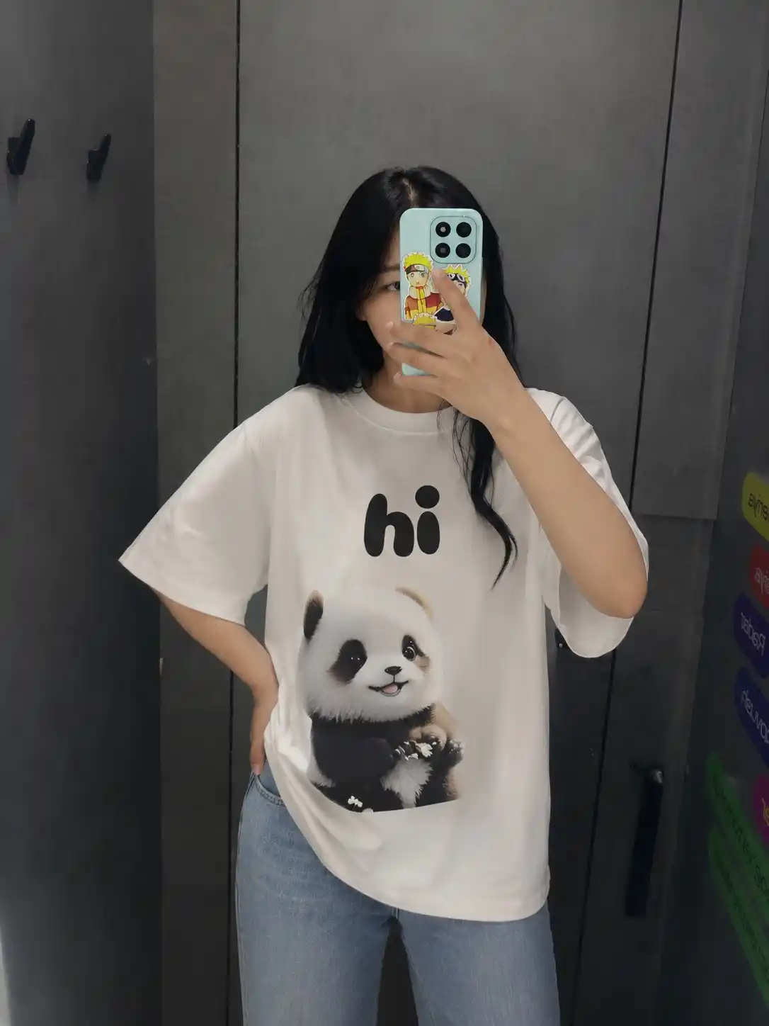 Oversize ayollar futbolkasi PANDA - ayollar uchun zamonaviy futbolka