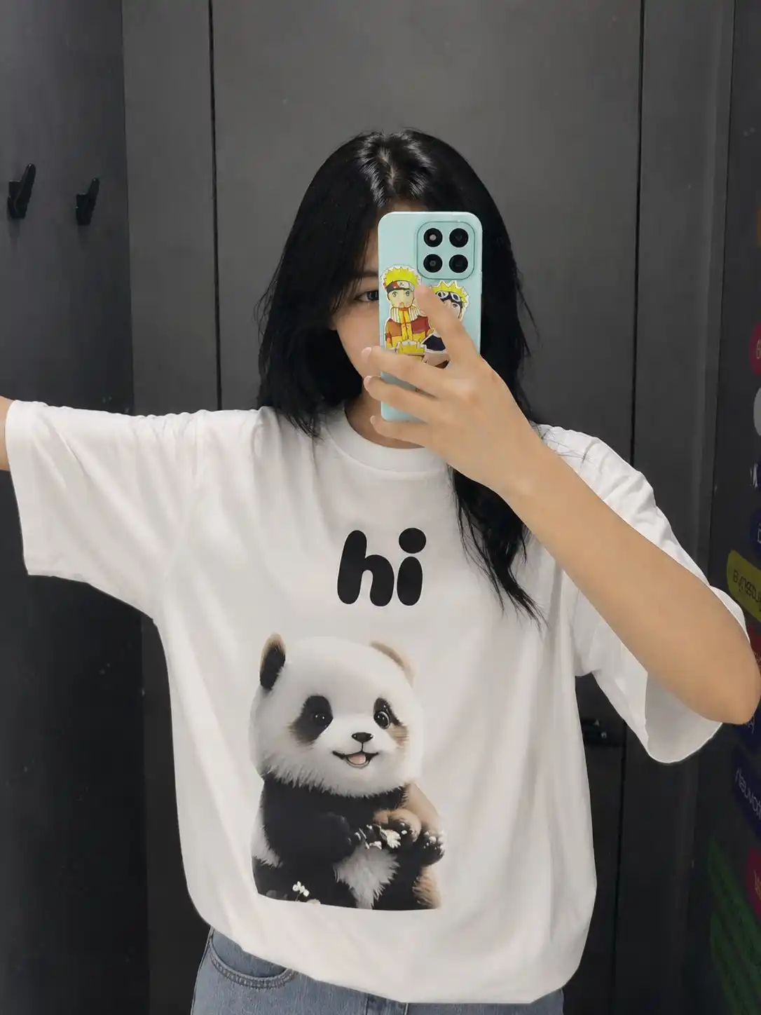 Oversize ayollar futbolkasi PANDA - ayollar uchun zamonaviy futbolka