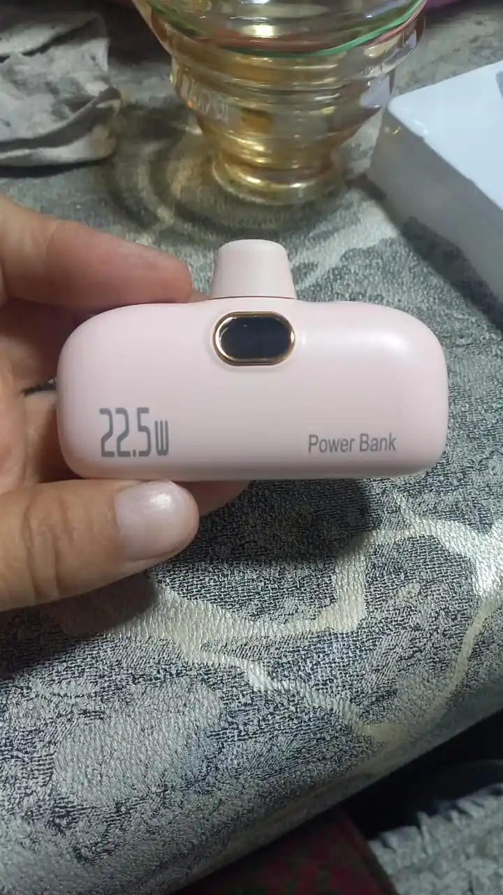 Повербанк с кабелем и без кабеля, быстрая зарядка 22.5W, ёмкость 5000 mAh, разъём Type-C