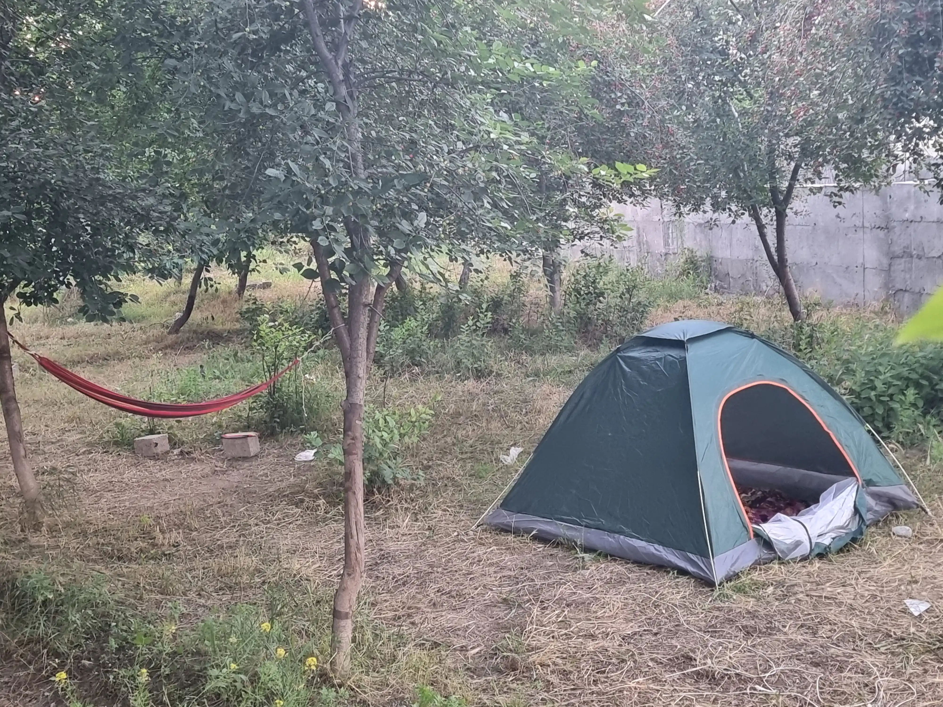 Sayyohlik chodiri 2-3 o‘rinli,avtomatik yig‘iladigan palatka