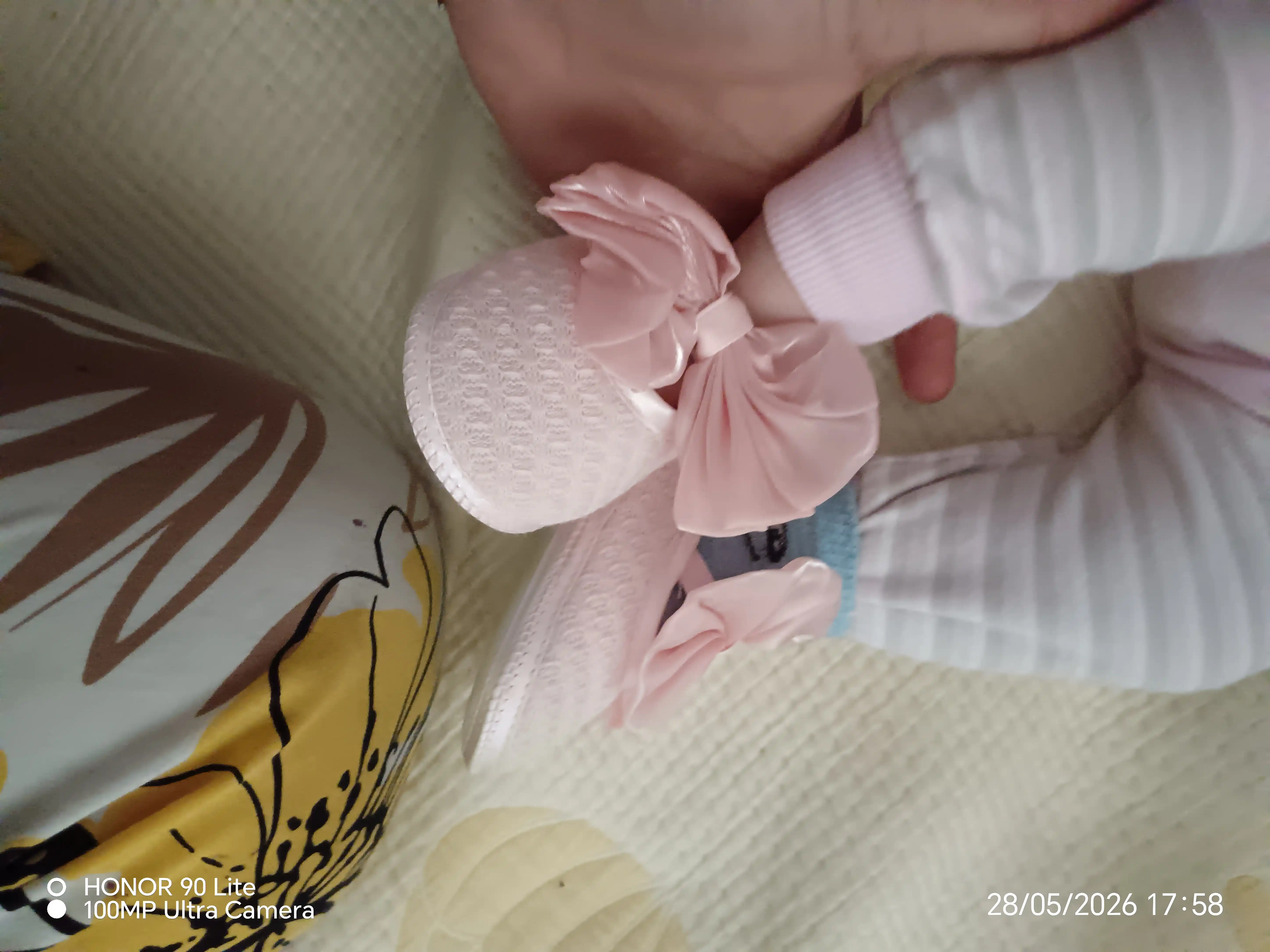 Комплект детских повязок на голову и пинеток