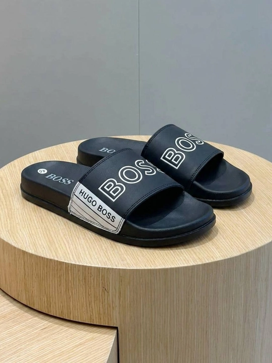 Современные мужские шлепанцы BOSS