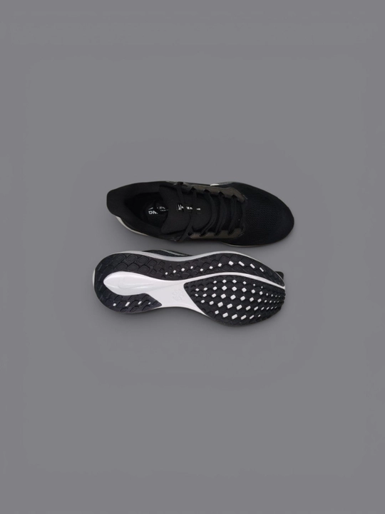 Krossovka Nike qora rangda yozgi
