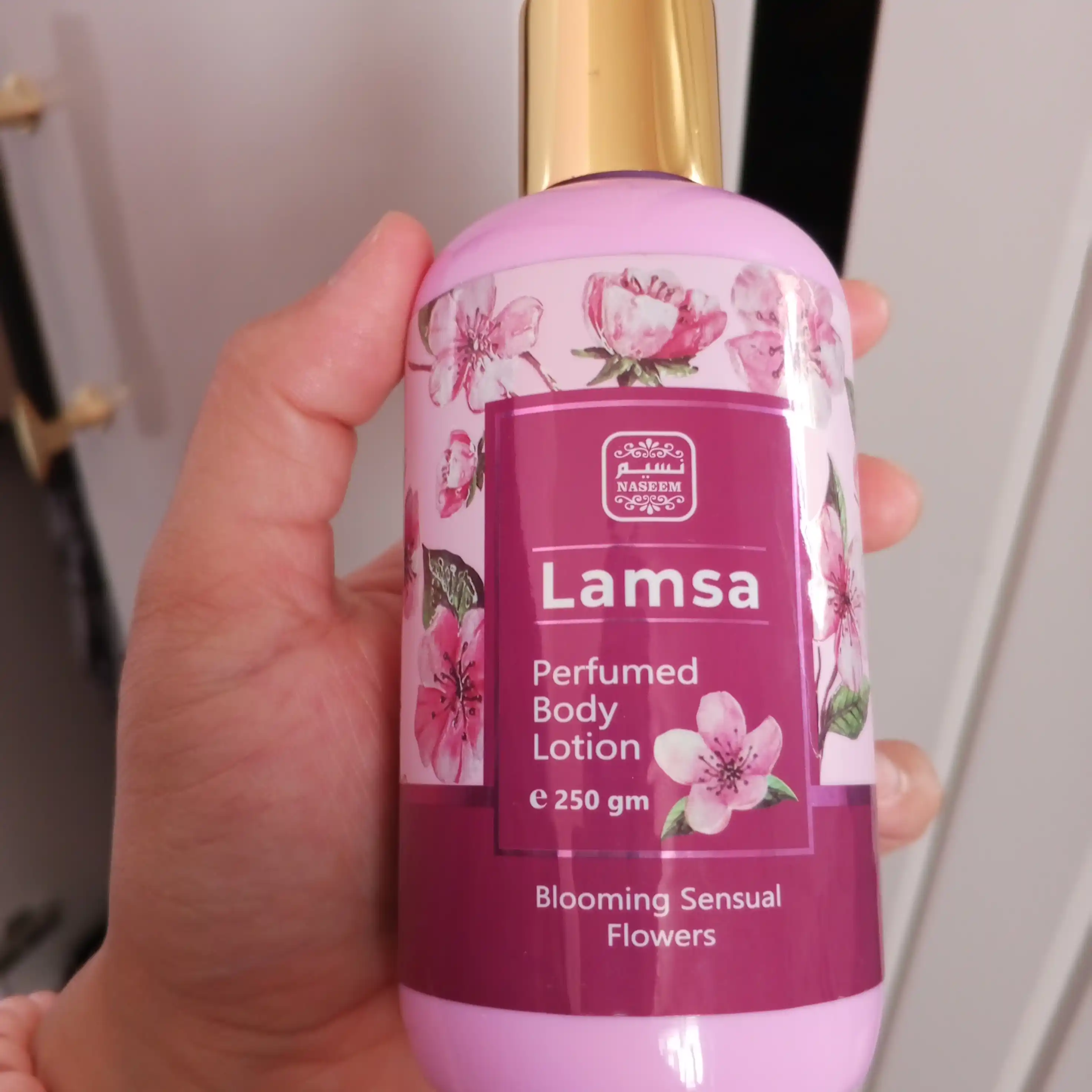 Lamsa / Bushra / Sadaat / Amani / Dana / Musk Bushra tana uchun xushbo‘y losyon, 250 ml