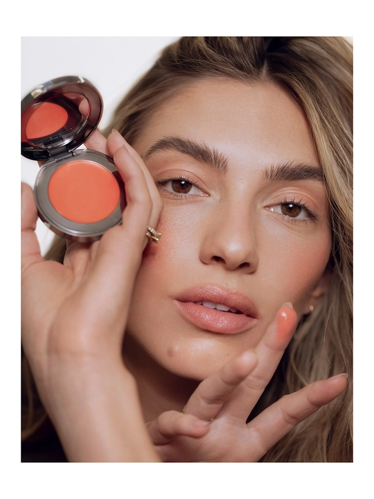 RÓEN Cheeky Cream Blush 4.2 g kremli rumyana dewy namlovchi pigmentli - Peach Flush