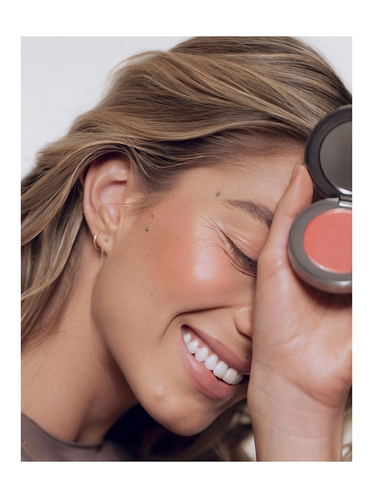 RÓEN Cheeky Cream Blush 4.2 g kremli rumyana dewy namlovchi pigmentli - Pink Dusk