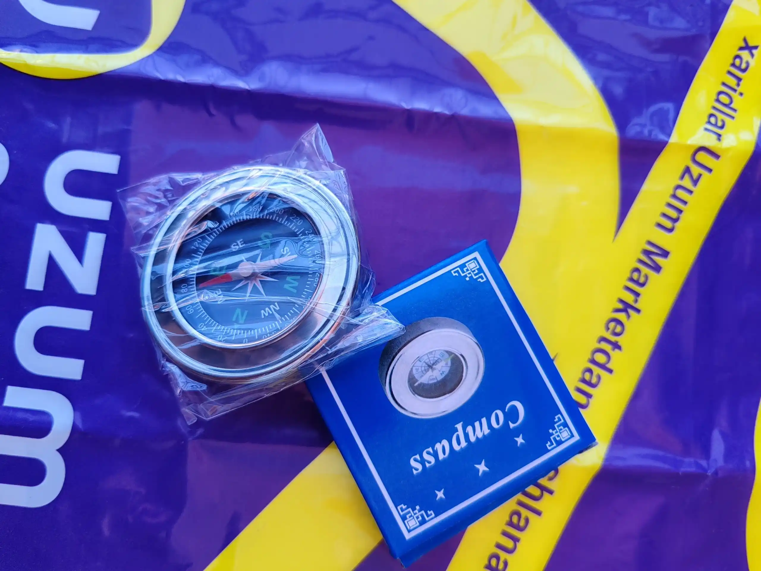 60 mm li sayyohlik kompasi - suv o‘tkazmaydigan, metall korpusli, ajoyib sovg‘a
