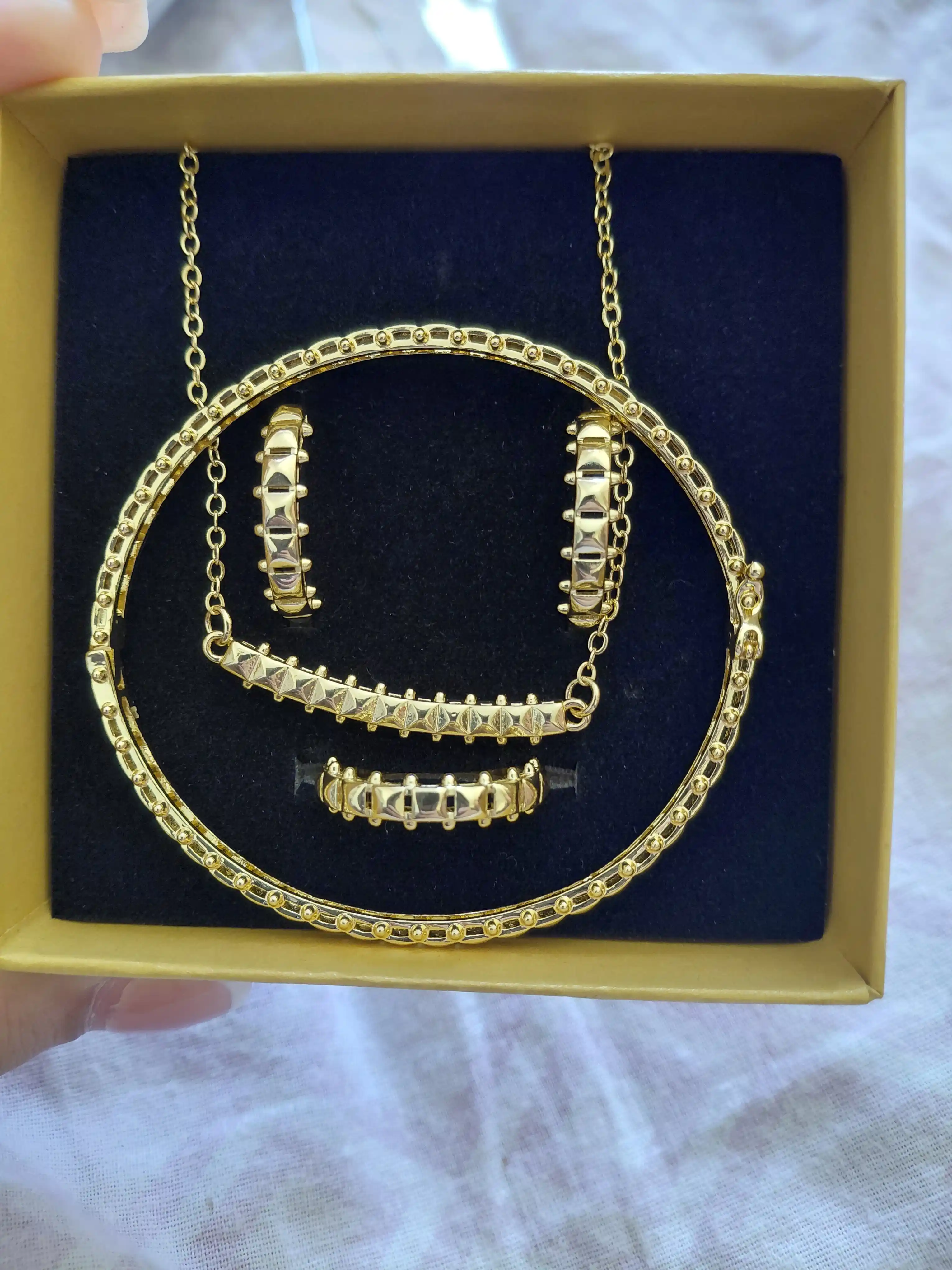 Комплект украшений, серьги, кольцо, браслет, цепочка, Messika Bvlgari, Vancleef