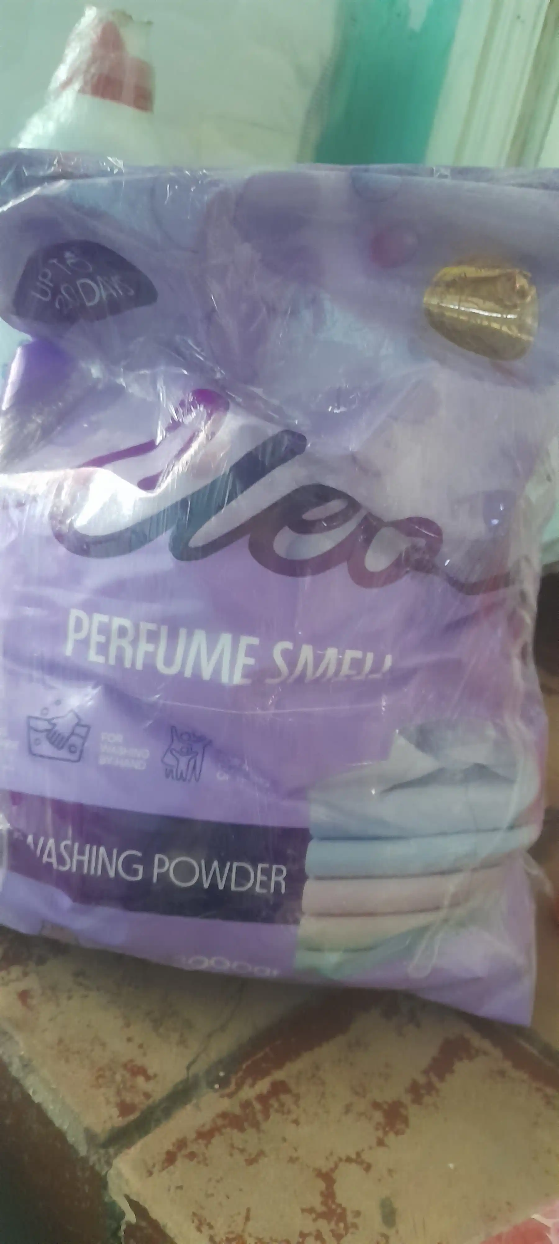 Kir yuvish kukuni CLEO, 1,5-3 kg, konsentrat, 60 martagacha yuvish uchun universal