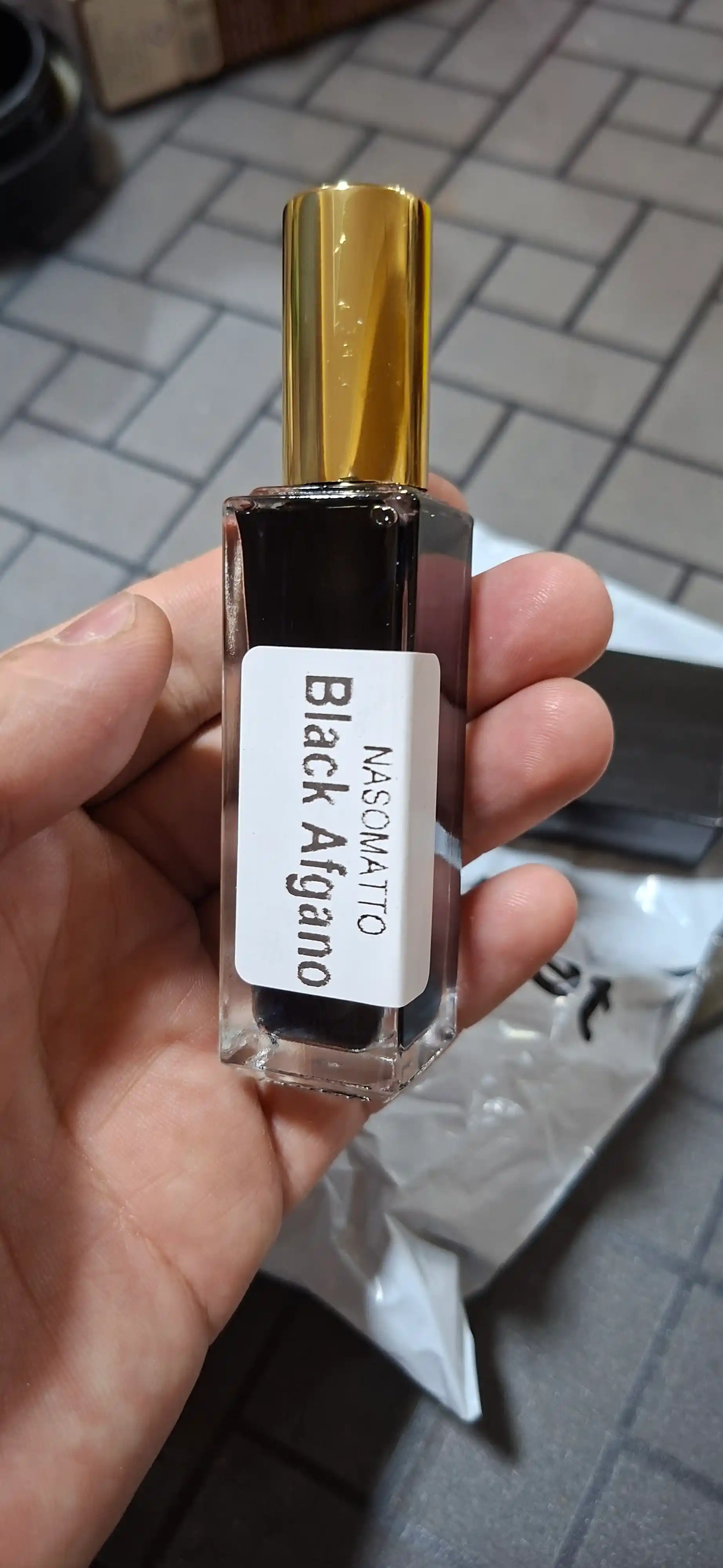Black Afgano atirlari, erkaklar va ayollar uchun atirlar, probnik atirlar