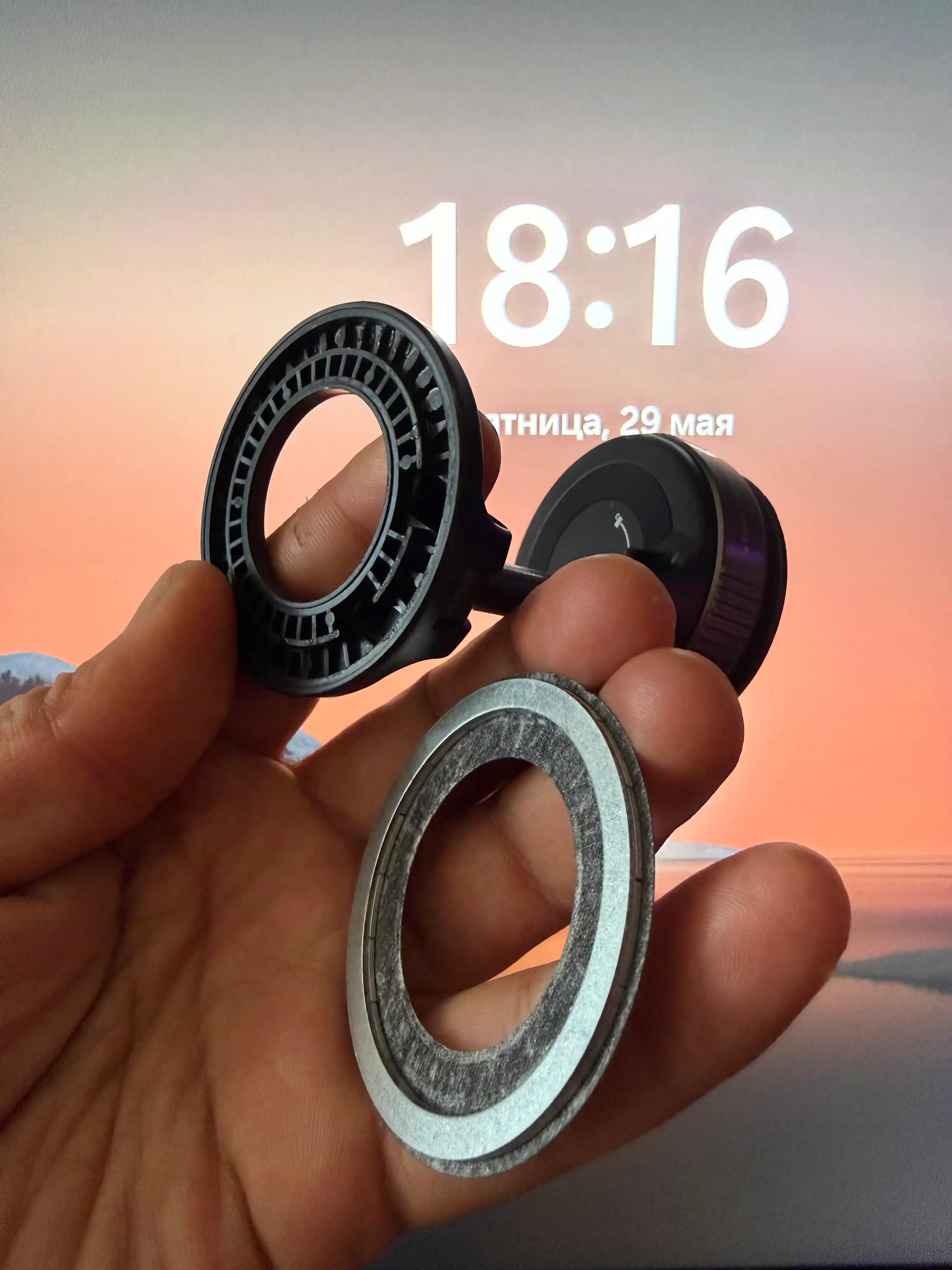 Автомобильный держатель для телефона с MagSafe, вращающийся на 360 градусов, с присоской