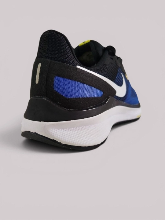 Nike erkaklar krossovkasi