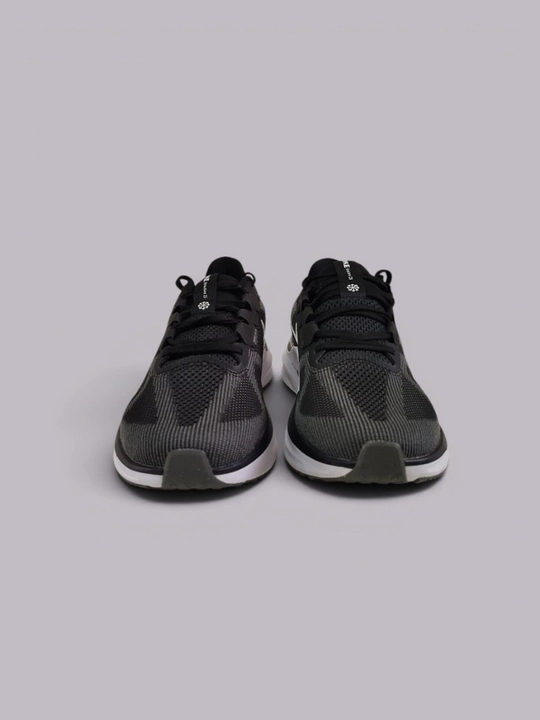 Nike erkaklar krossovkasi