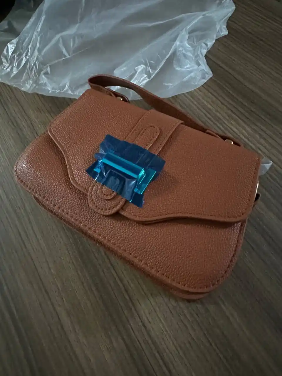 Ayollar sumkasi, ayollar sumkachalari, yelka sumkasi