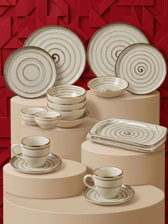 Oshxona idishlari to'plami Ella (Dinner set), 46 qismdan iborat