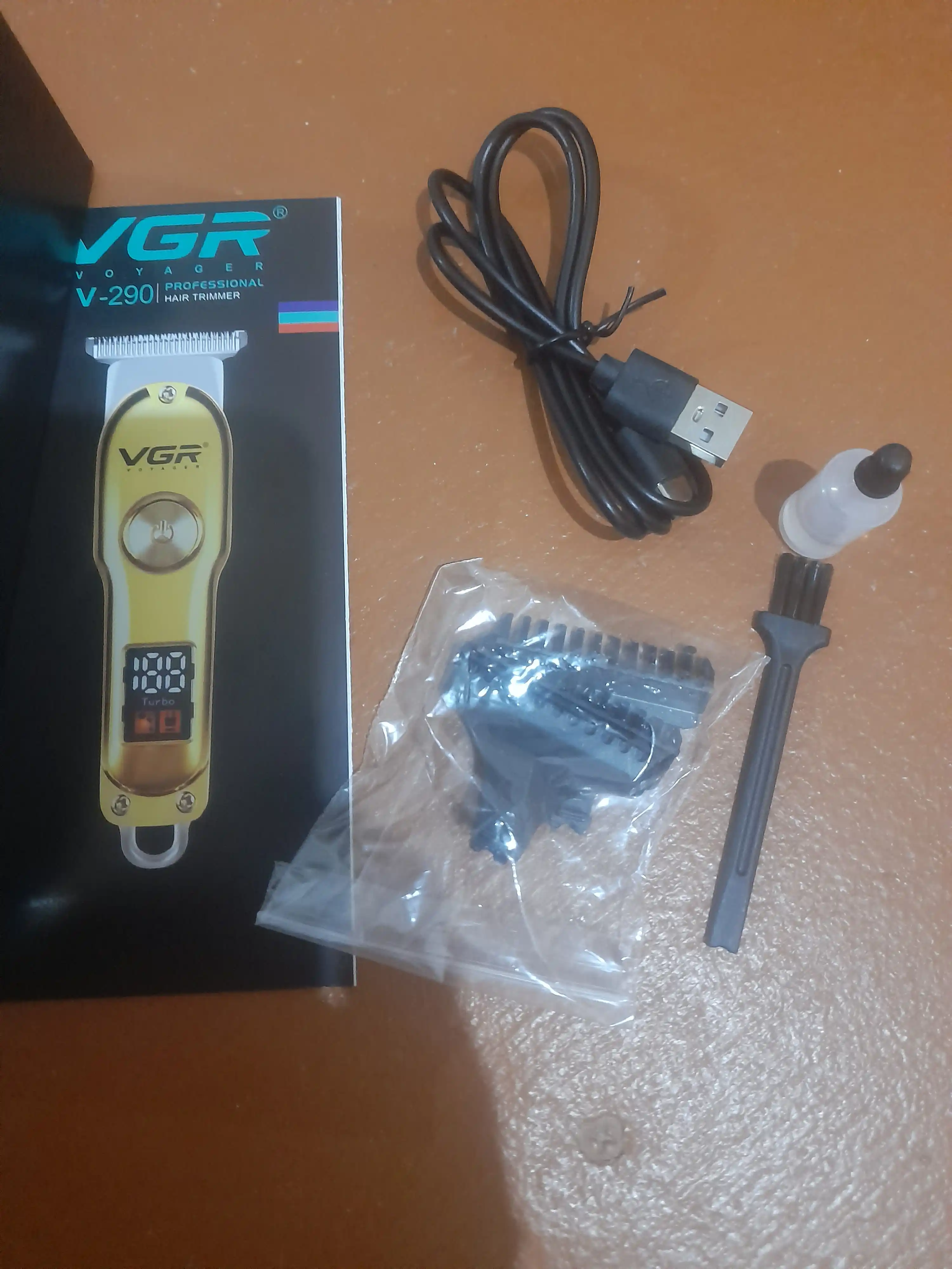 Машинка для стрижки волос VGR V-071, VGR V-290, триммер для бритья бороды, бритва