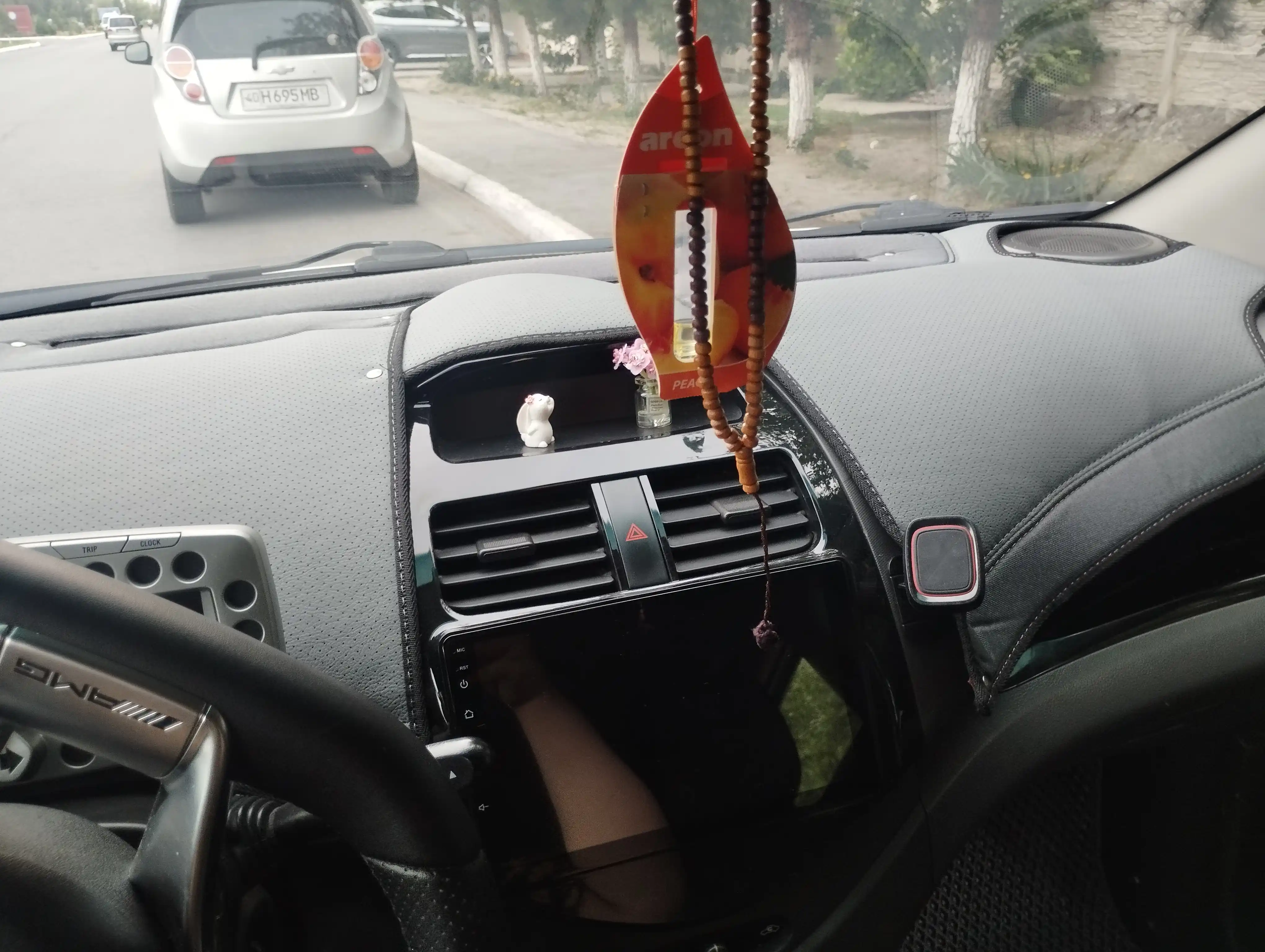 Cobalt, Lacetti, Spark, Nexia 1, 2, 3 uchun charmdan tayyorlangan torpeda avtomobil gilami