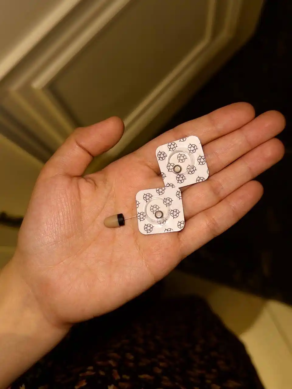 Микронаушник, микрочип, капсульный микронаушник, Bluetooth магнит, нано наушник