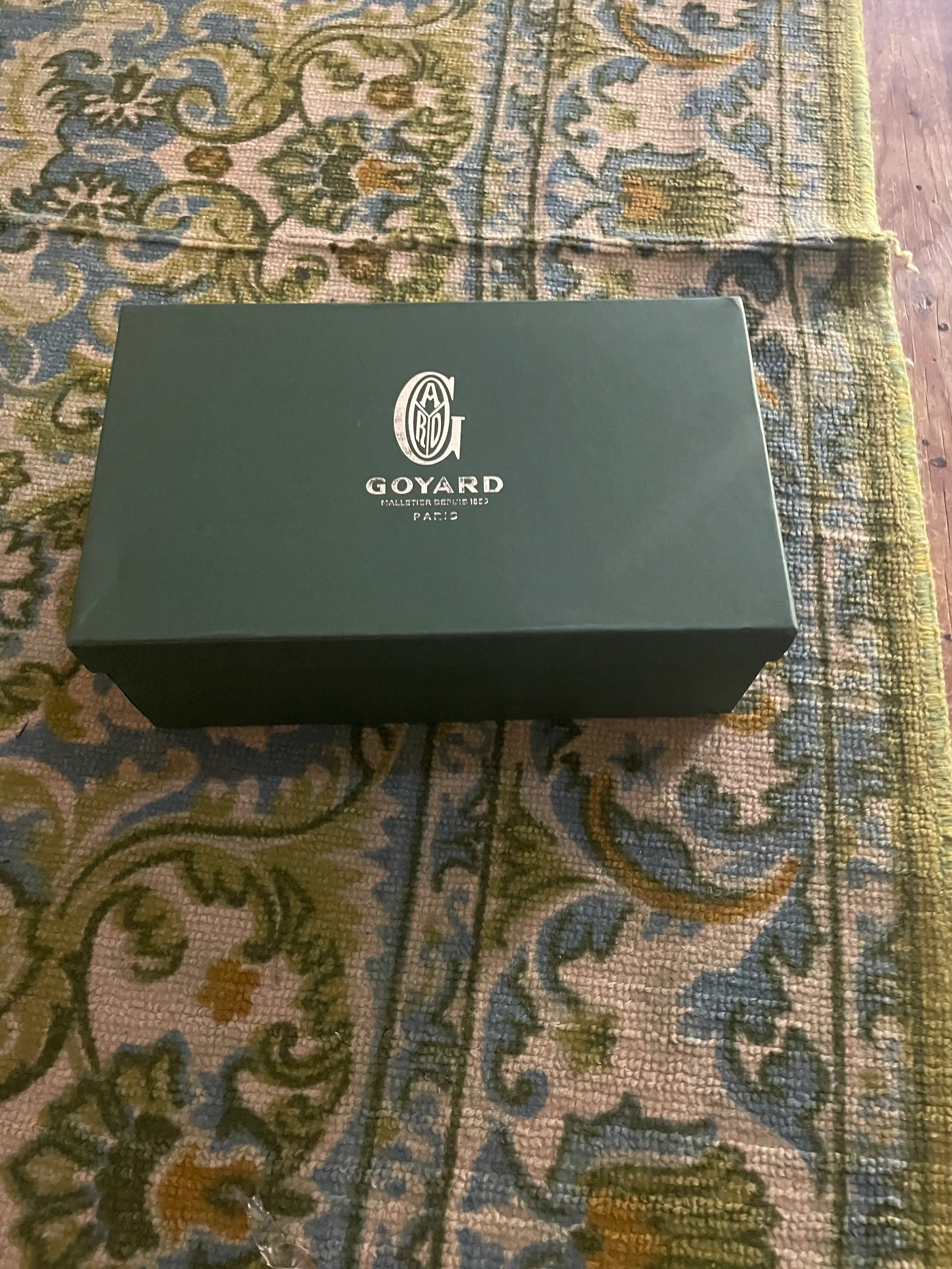 Kundalik goyard barsetkasi