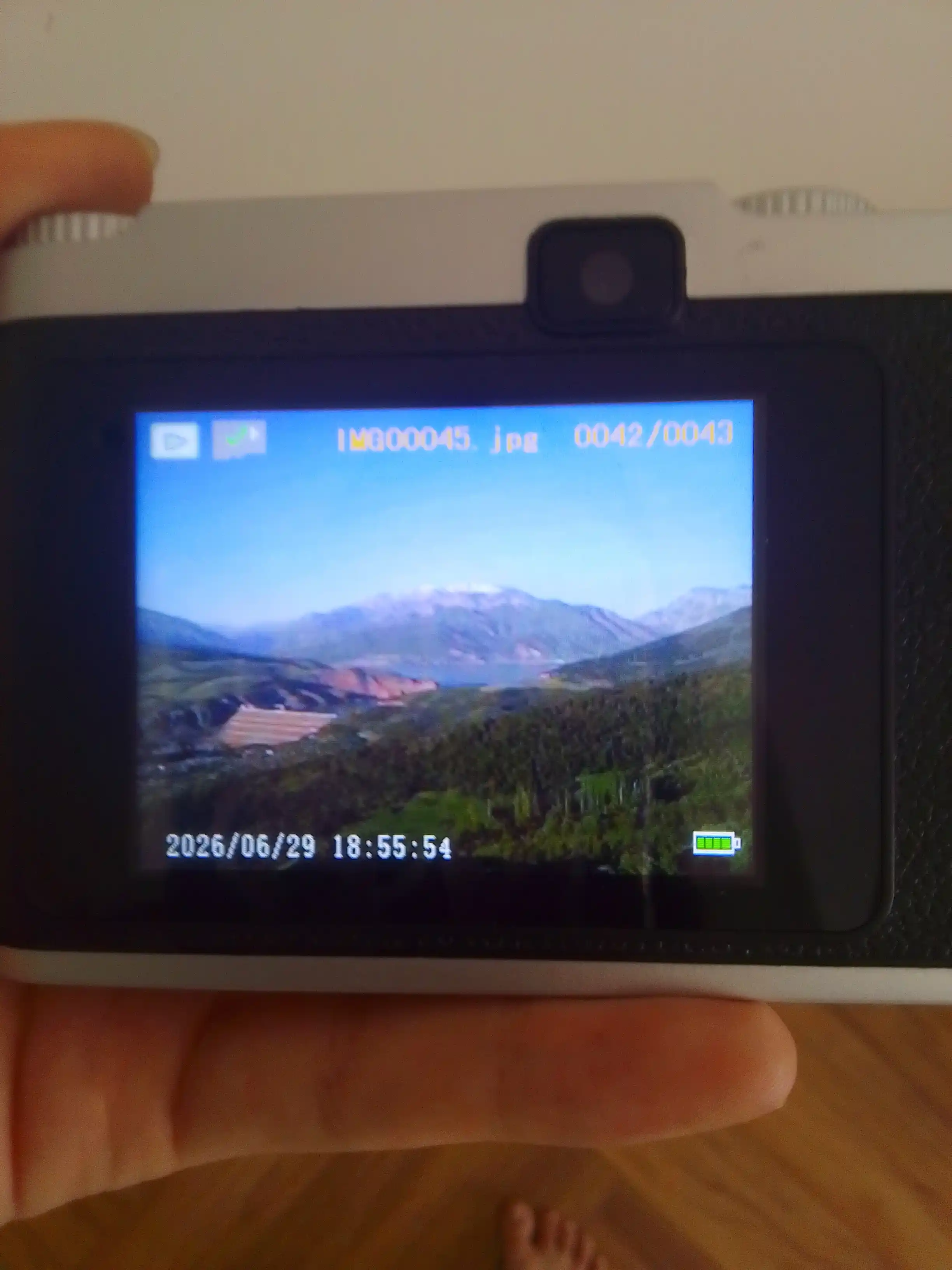 Raqamli kamera (fotoparat), foto kamera, retro kamera, 8x zum, va 32 GB karta