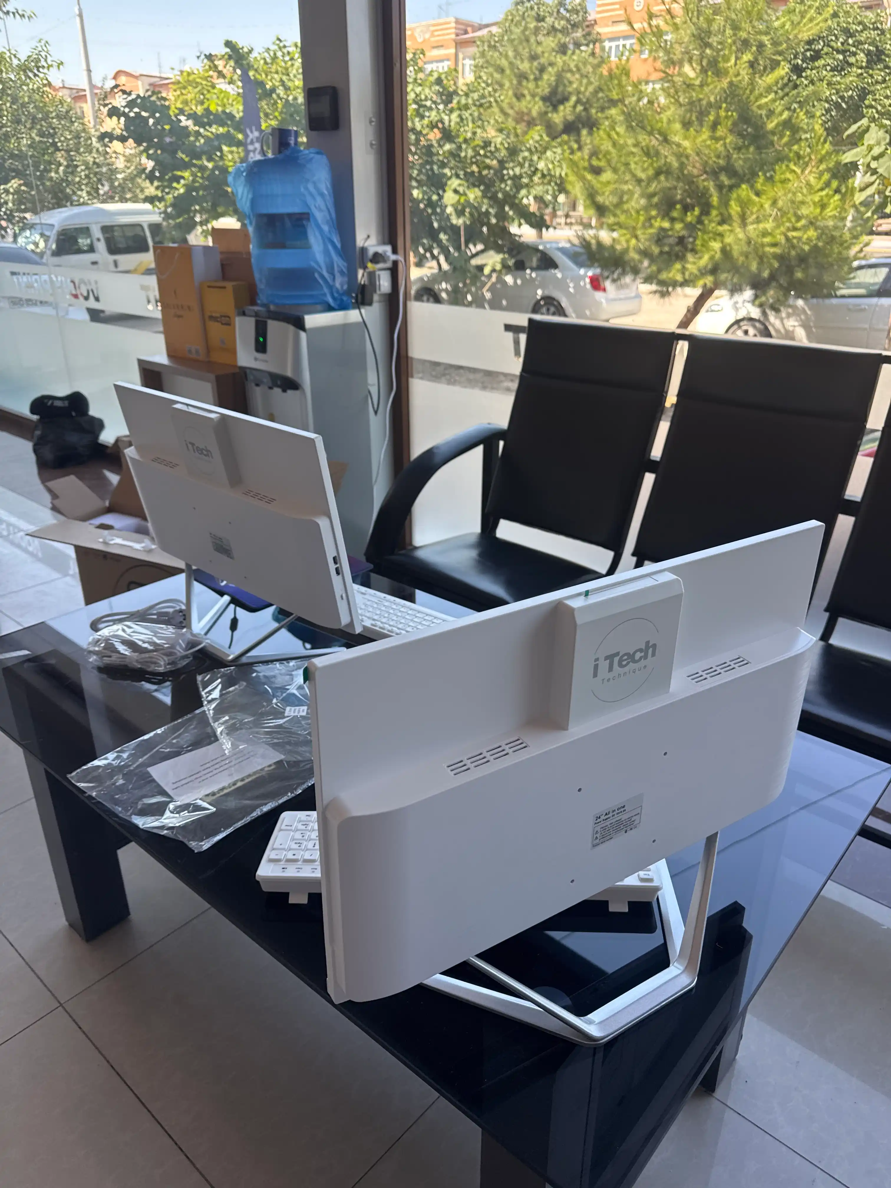 Моноблок 24 дюйма, i5 2500, DDR3 8 ГБ, SSD 256, дополнительные клавиатура и мышь