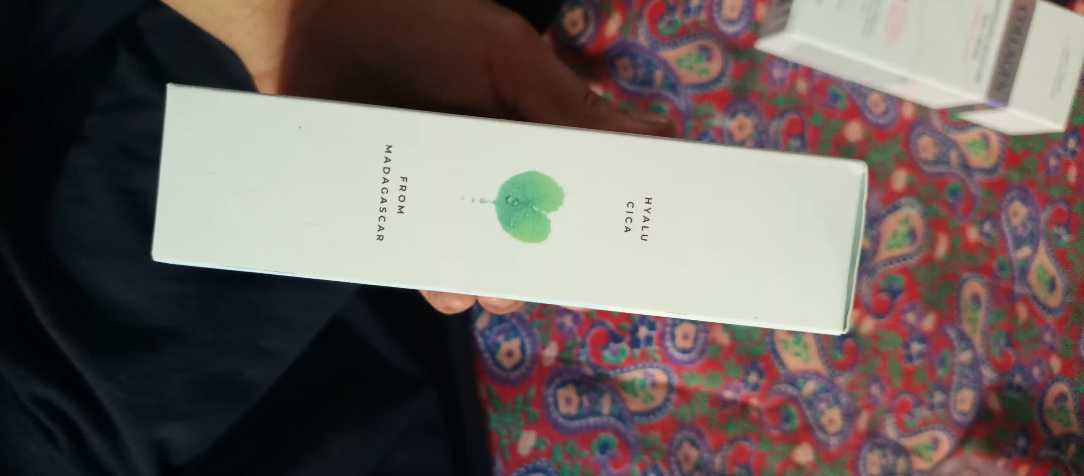 Namlovchi krem SKIN1004 Madagascar Centella Hyalu-Cica Moisture Cream, 75 ml