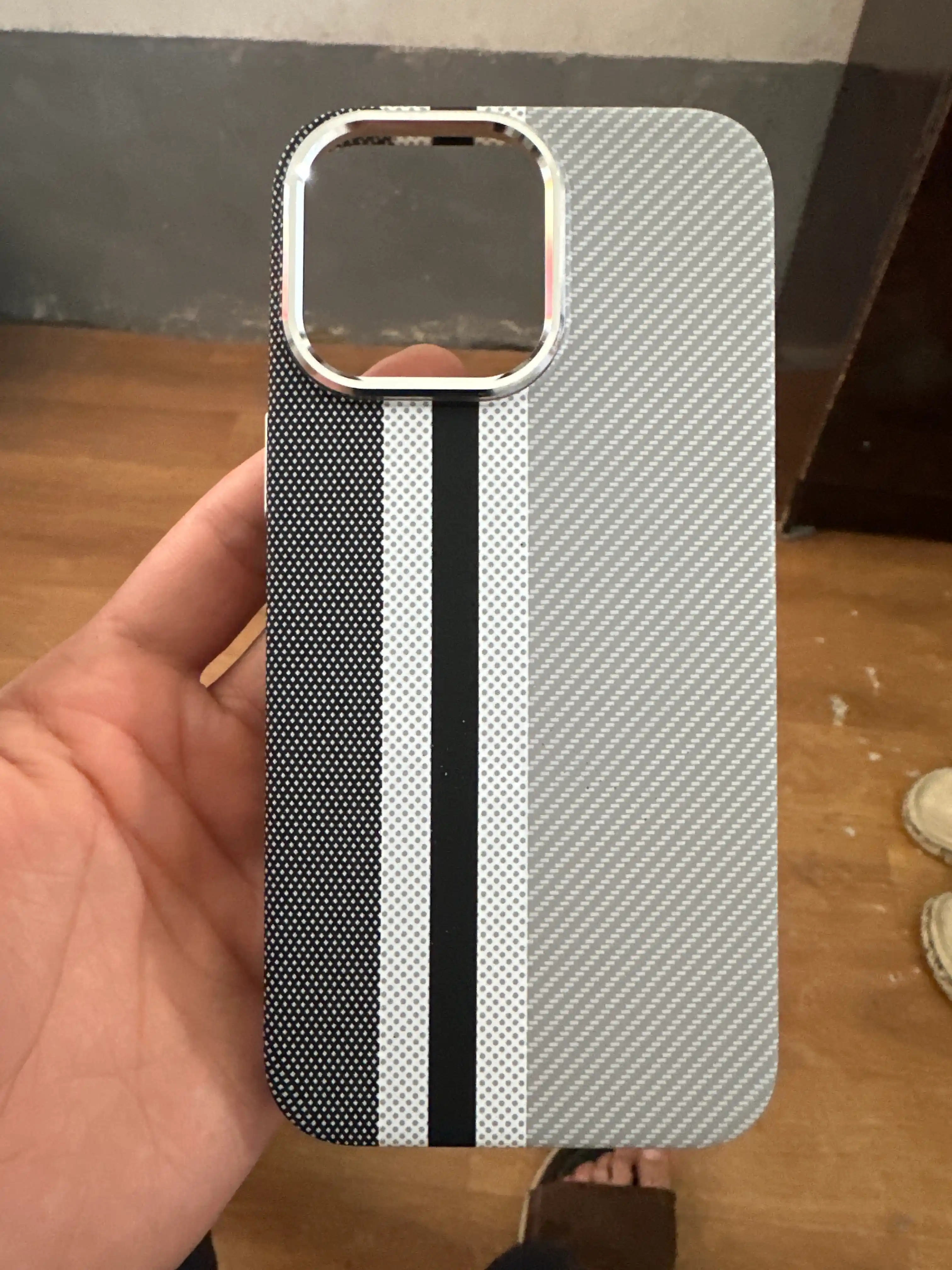 Karbon chexol iPhone 13, 14, 15, 16, 17 Pro Max, Magsafe bilan — ayfon chexol 16 Pro Max